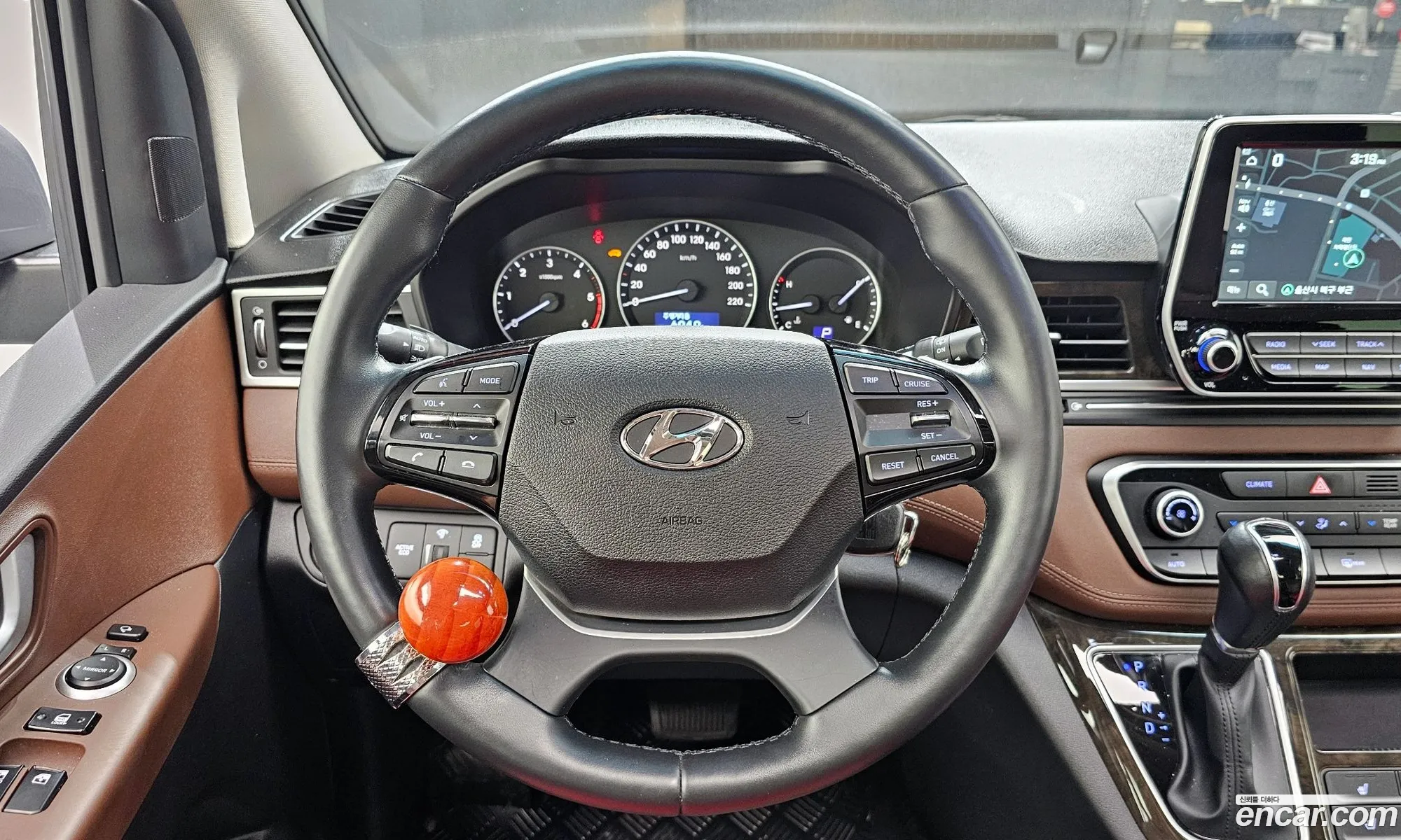 Hyundai Grand Starex 2018 — 20