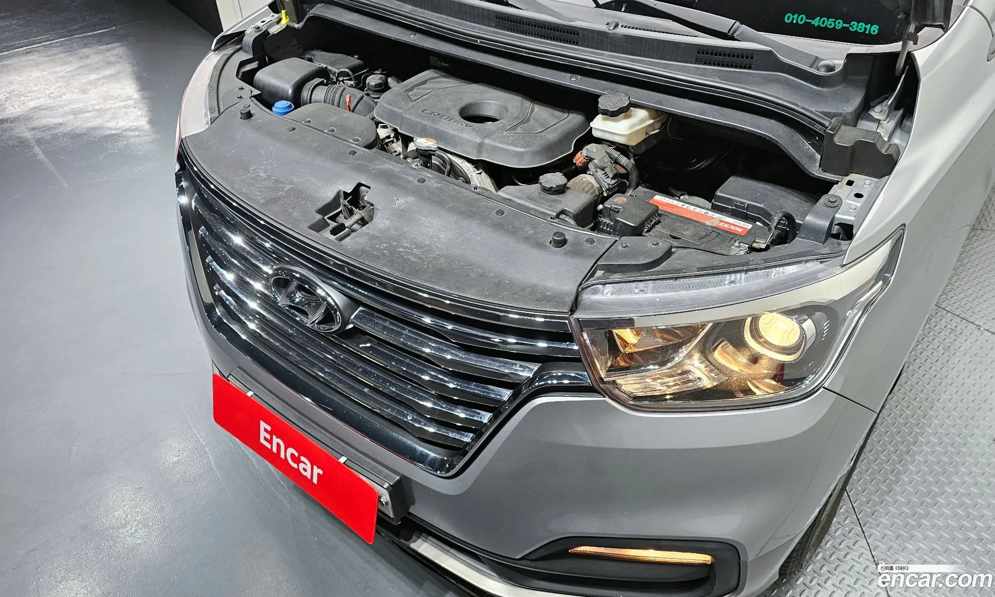 Hyundai Grand Starex 2018 — 18