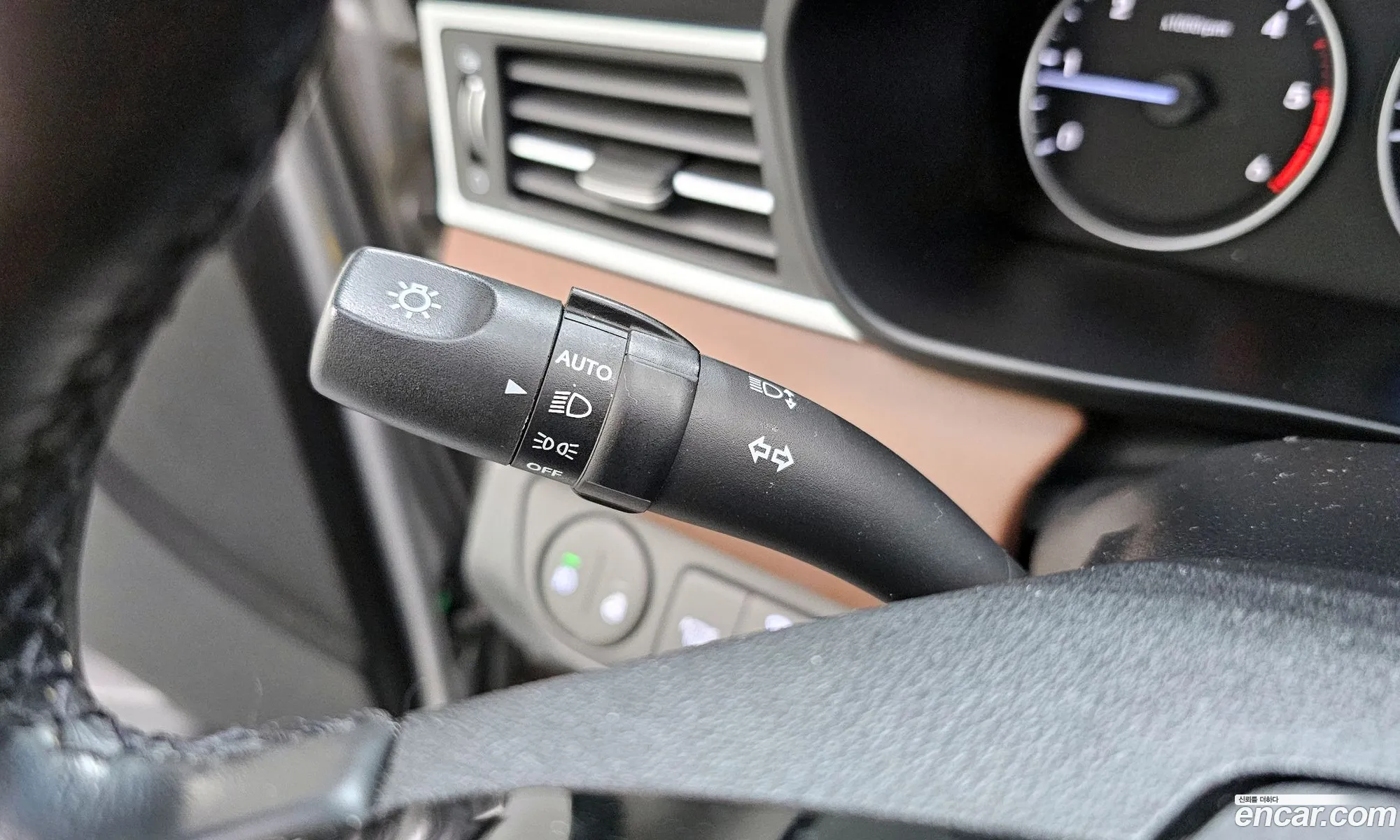 Hyundai Grand Starex 2018 — 3