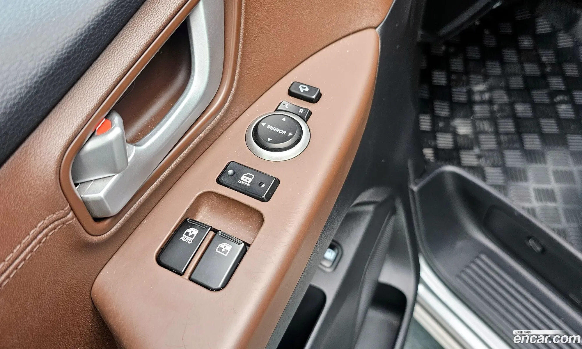 Hyundai Grand Starex 2018 — 9