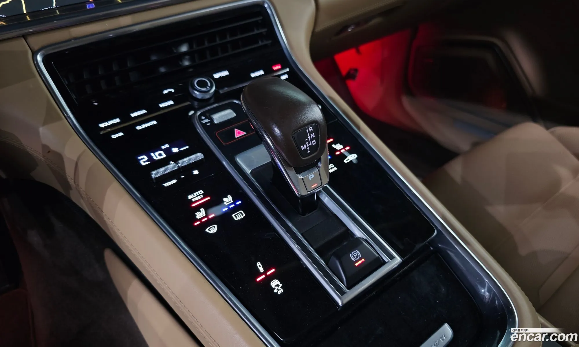Porsche Panamera 2018 WP0AA2972JL118273 — 3