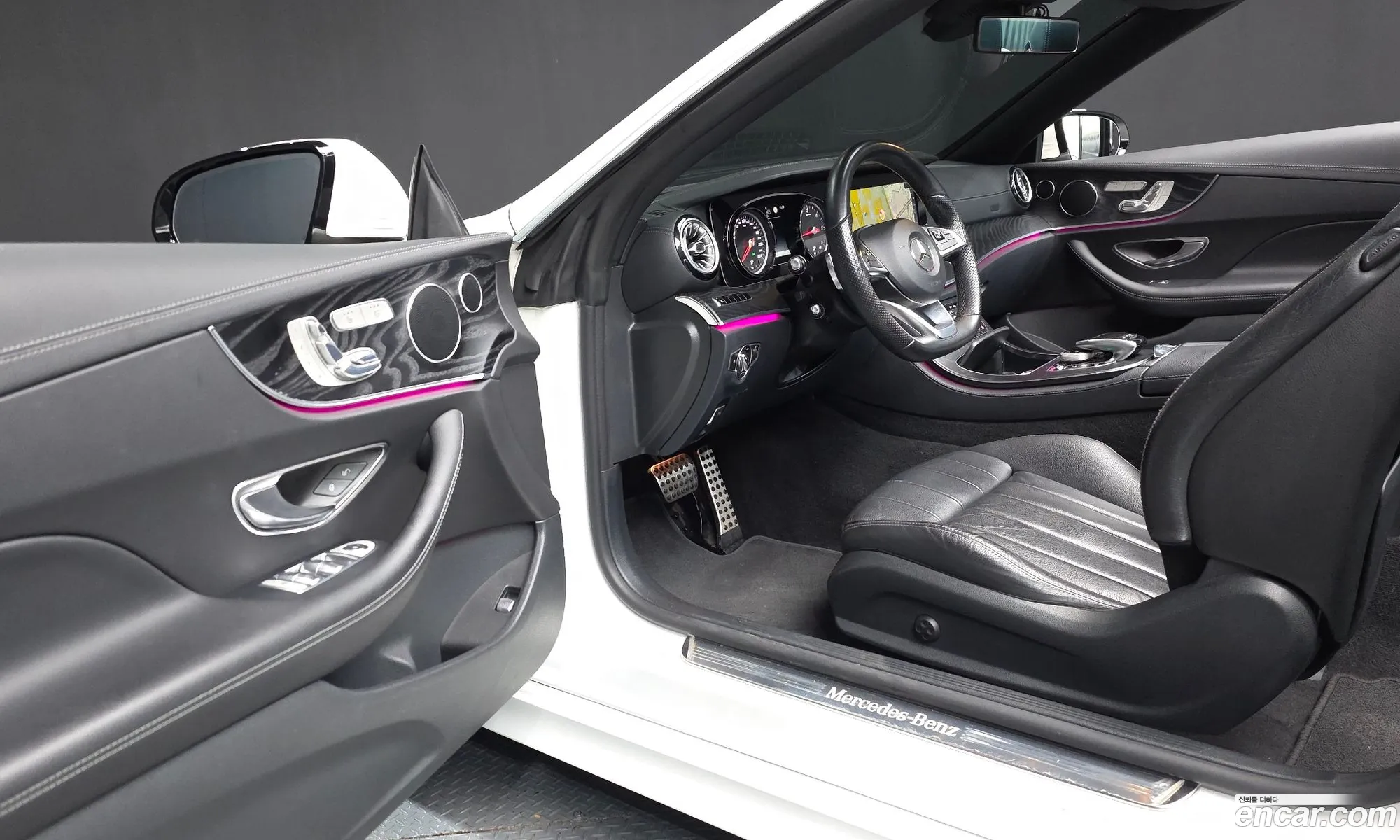 Mercedes-Benz E-Class W213 2018 — 24