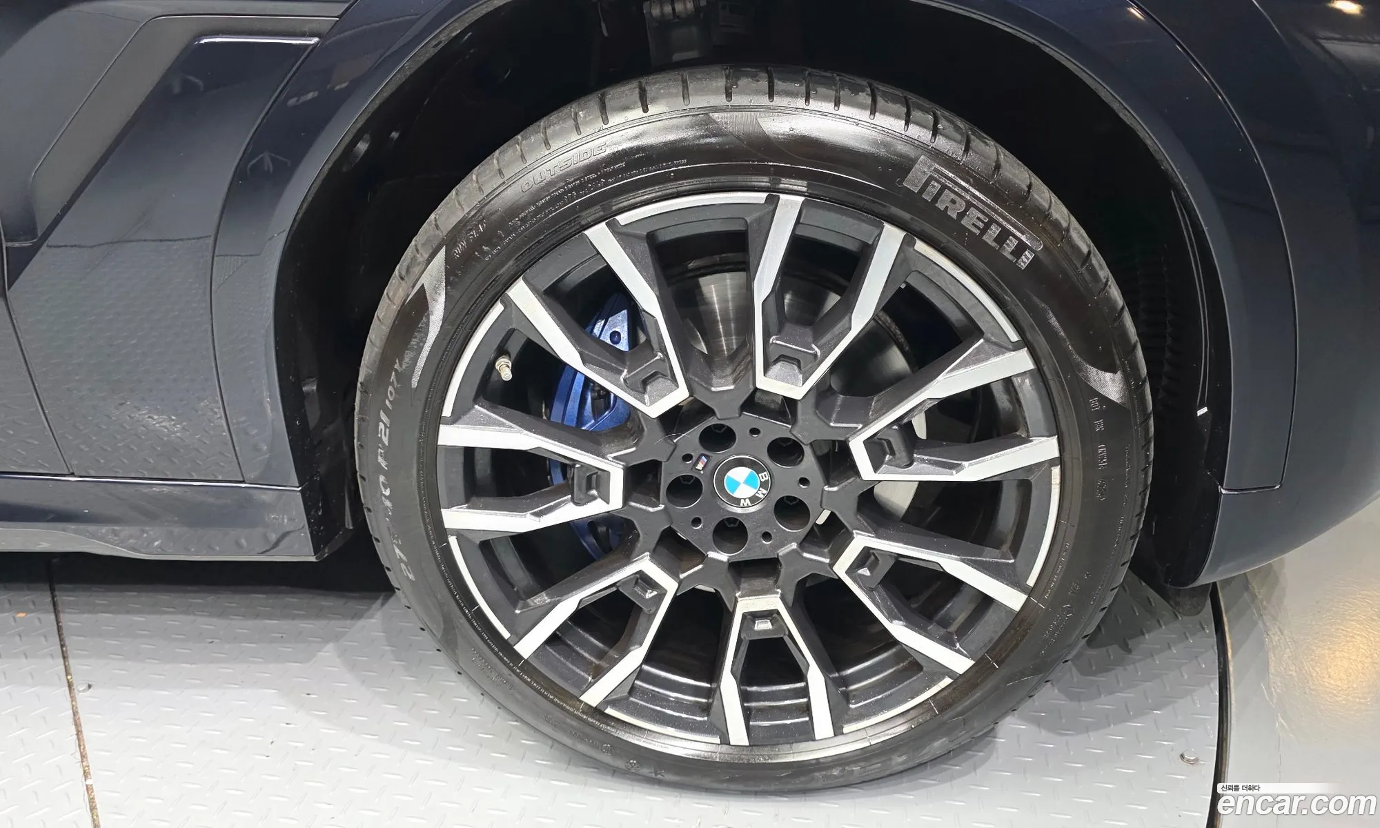 BMW X6 2025 — 17