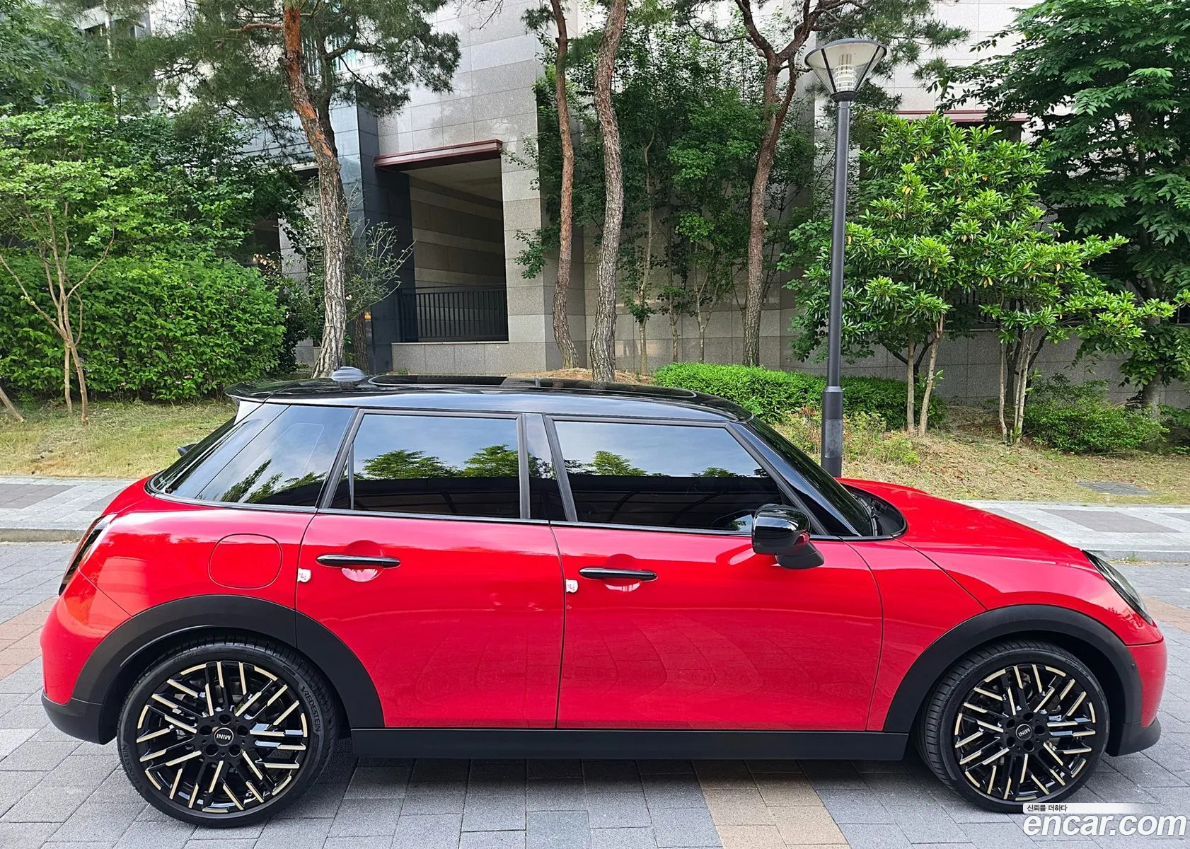Mini Cooper S 2024 — 20