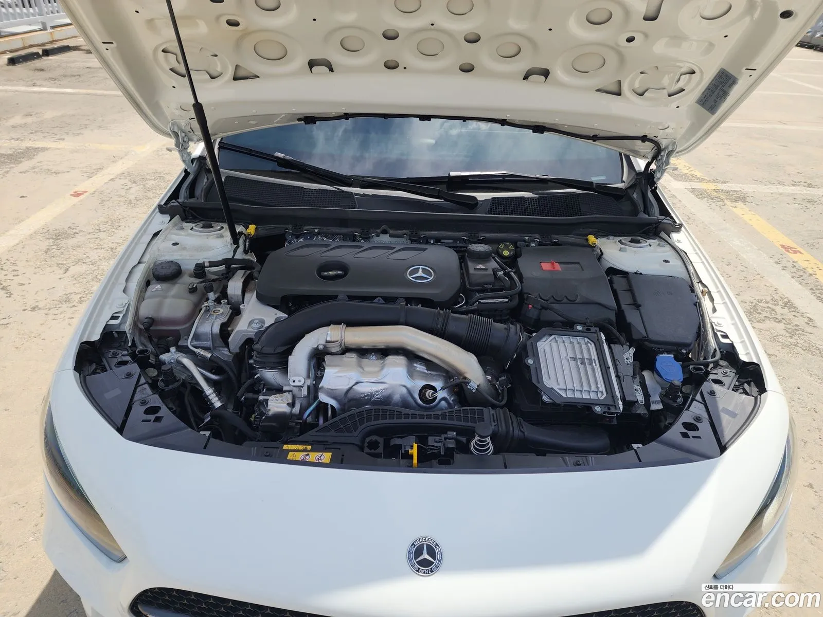 Mercedes-Benz A-Class W177 2023 — 18