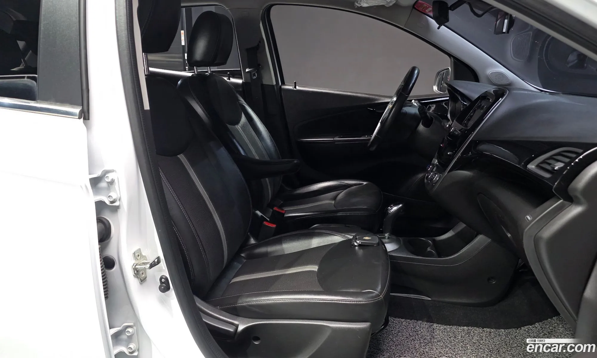 Chevrolet (GM Daewoo) Spark 2019 KLYDC487DKC776913 — 8