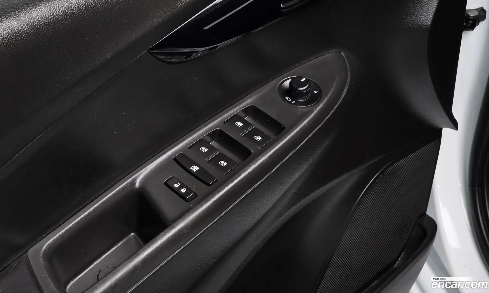Chevrolet (GM Daewoo) Spark 2019 KLYDC487DKC776913 — 12