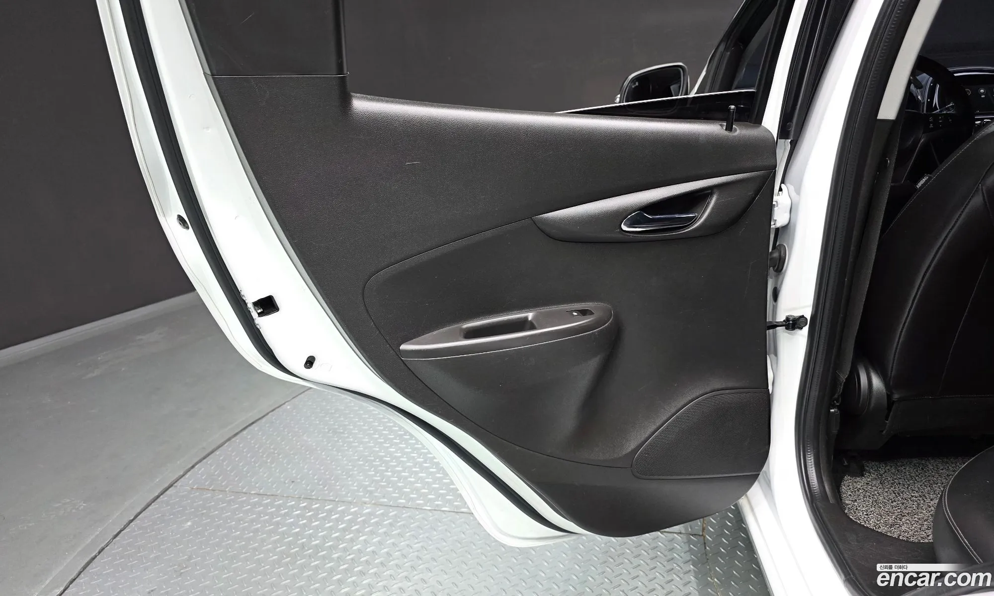 Chevrolet (GM Daewoo) Spark 2019 KLYDC487DKC776913 — 7