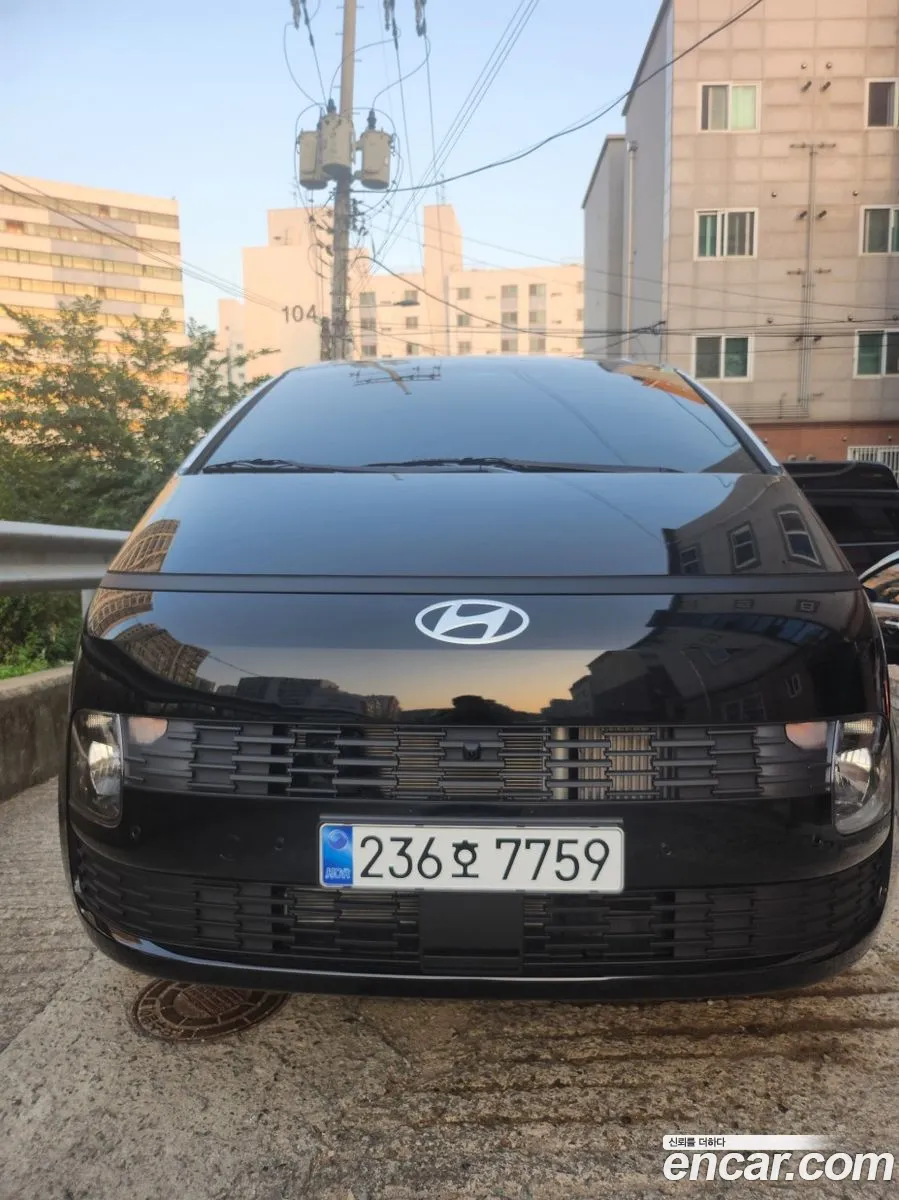 Hyundai Staria 2026 — 4
