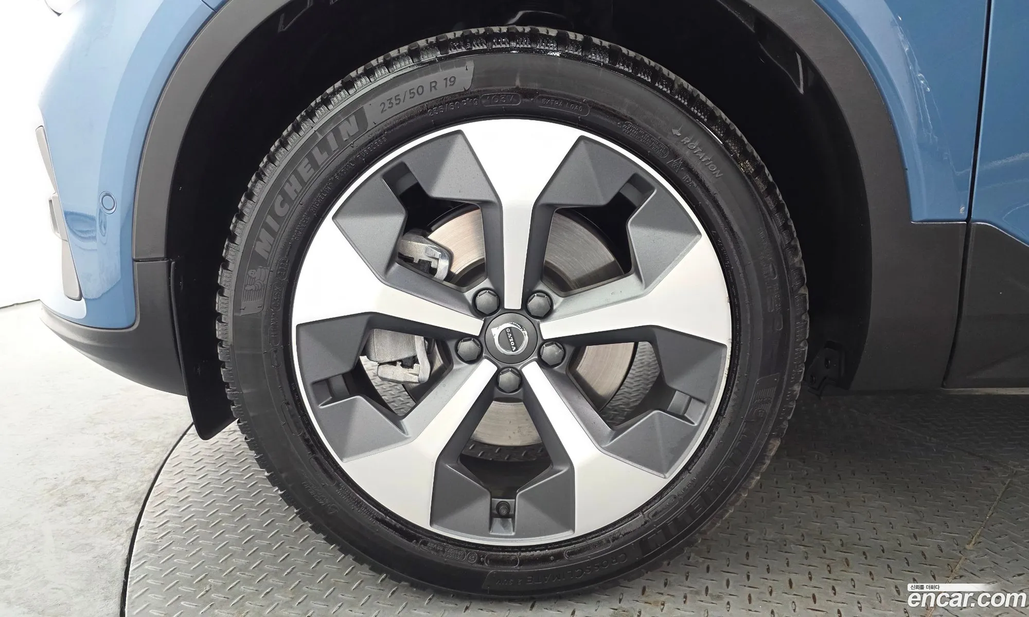 Volvo XC40 2022 — 33
