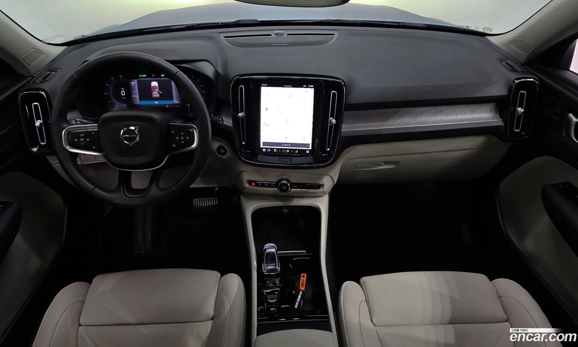 Volvo XC40 2022 — 26