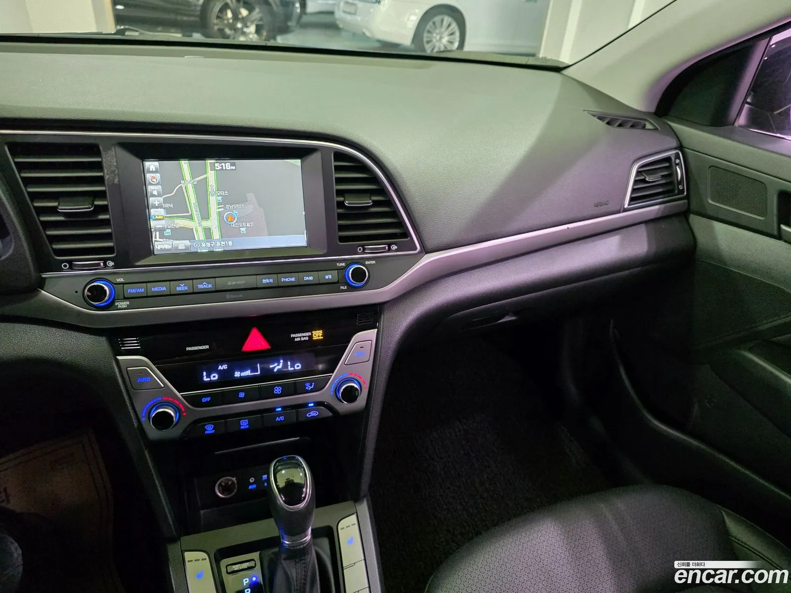 Hyundai Elantra AD 2016 — 4