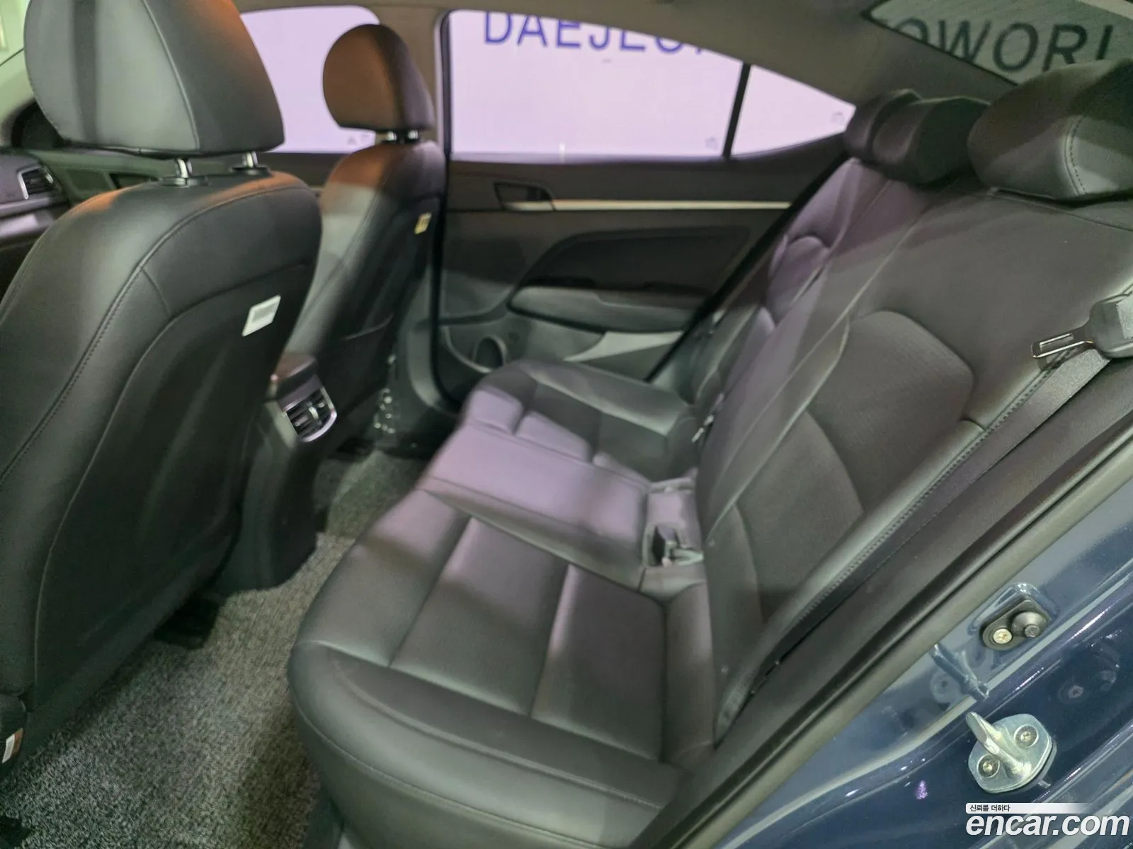 Hyundai Elantra AD 2016 — 17