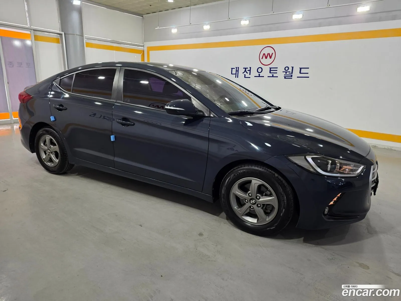 Hyundai Elantra AD 2016 — 9