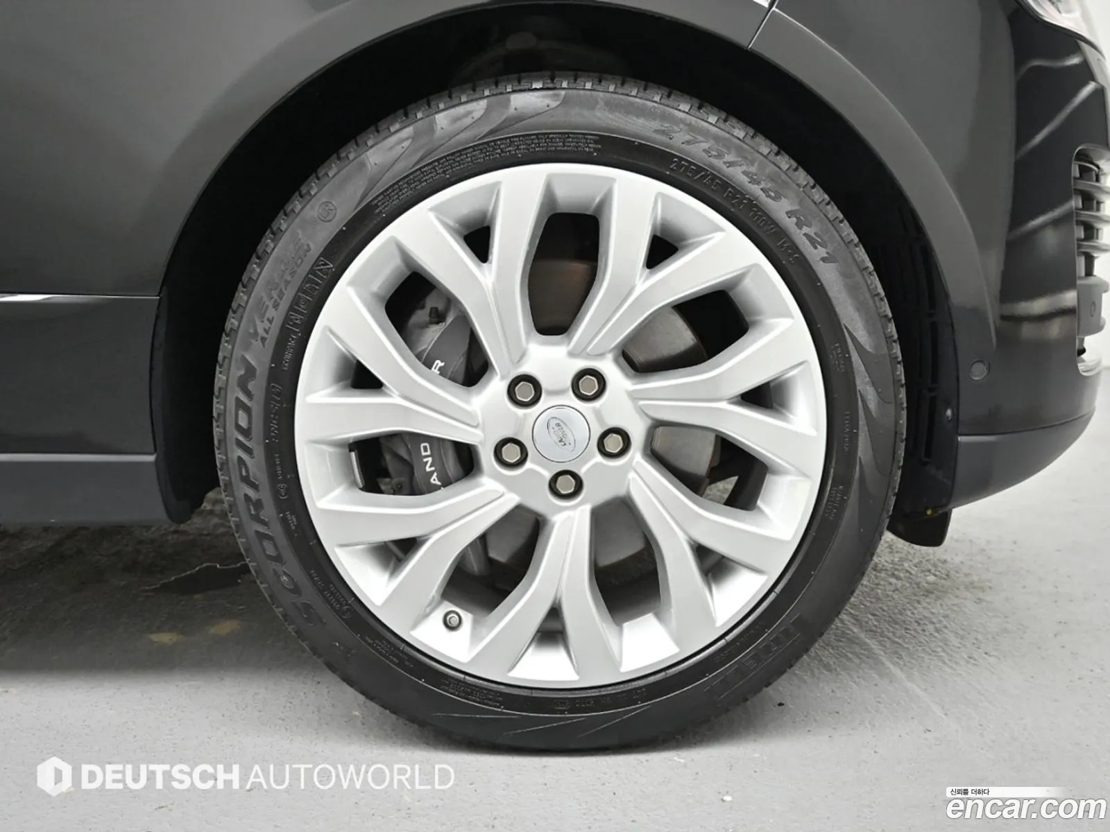 Land Rover Range Rover 2021 — 16