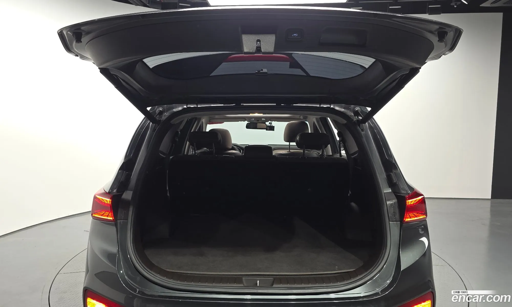 Hyundai Santa Fe TM 2018 KMHS381CDKU045413 — 14