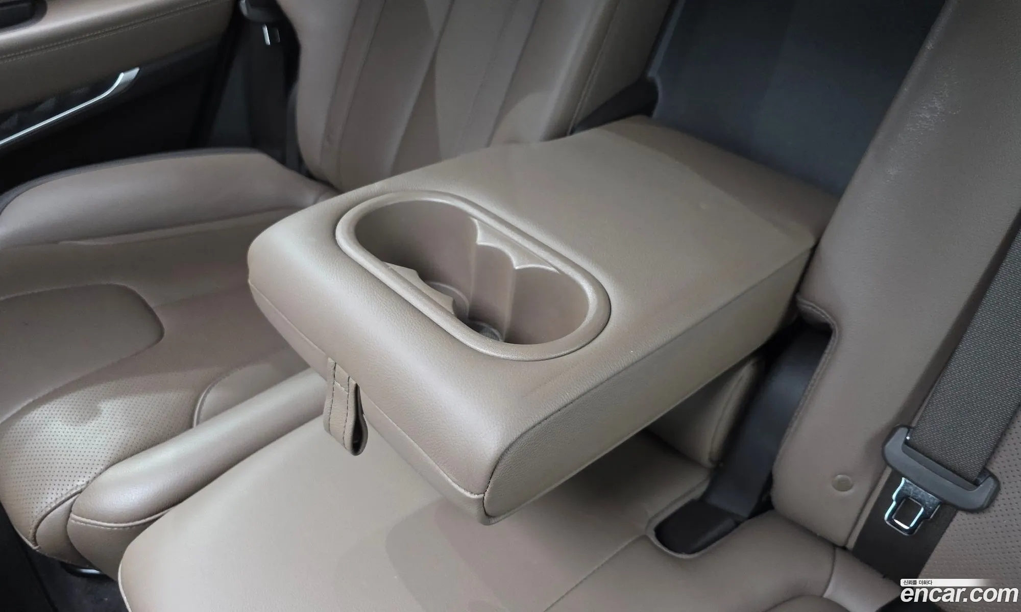 Hyundai Santa Fe TM 2018 KMHS381CDKU045413 — 25