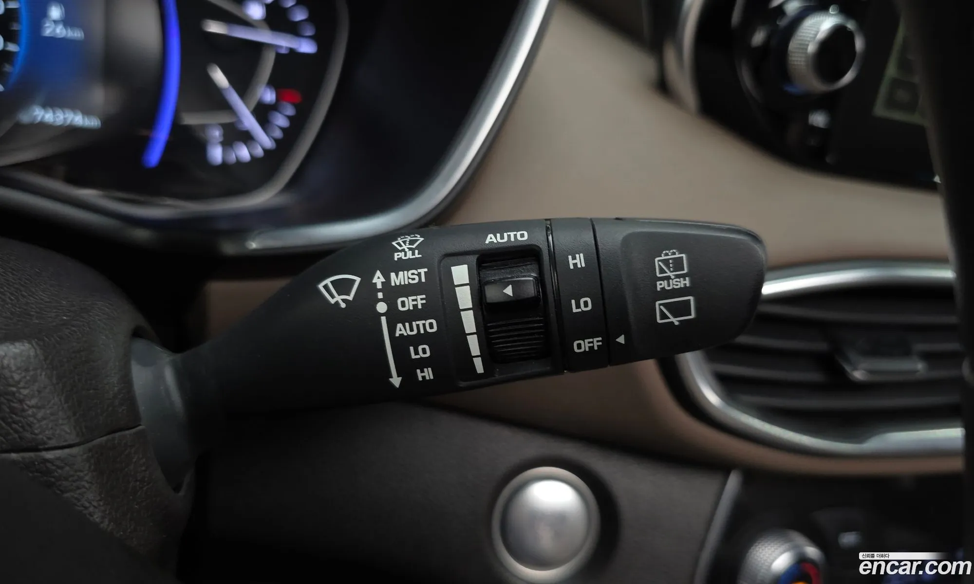 Hyundai Santa Fe TM 2018 KMHS381CDKU045413 — 38