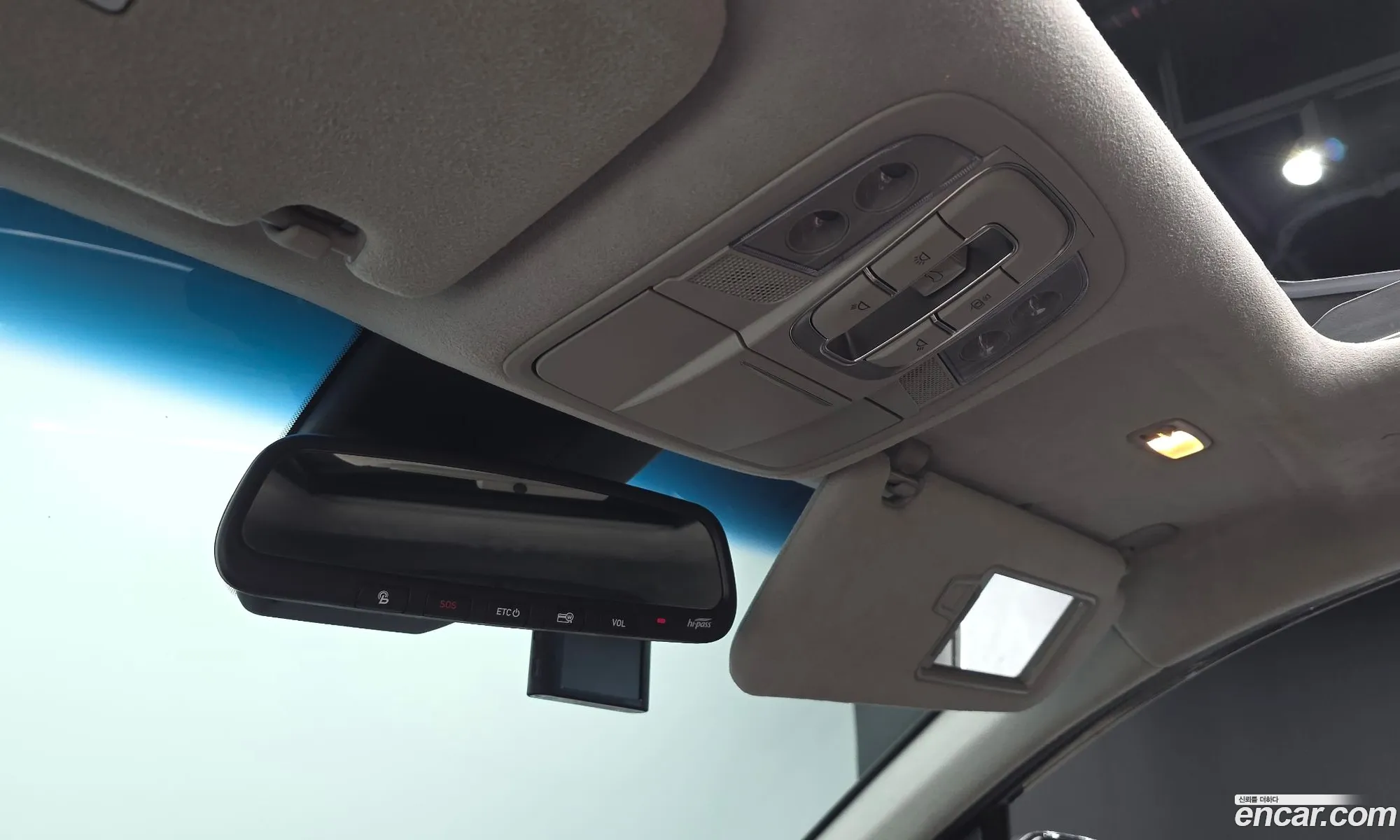 Hyundai Santa Fe TM 2018 KMHS381CDKU045413 — 4