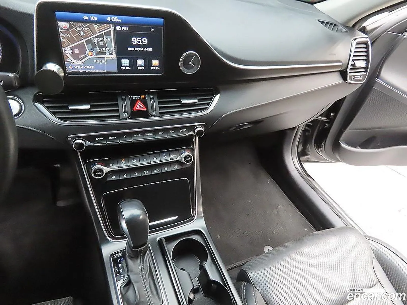 Hyundai Grandeur IG 2016 — 15