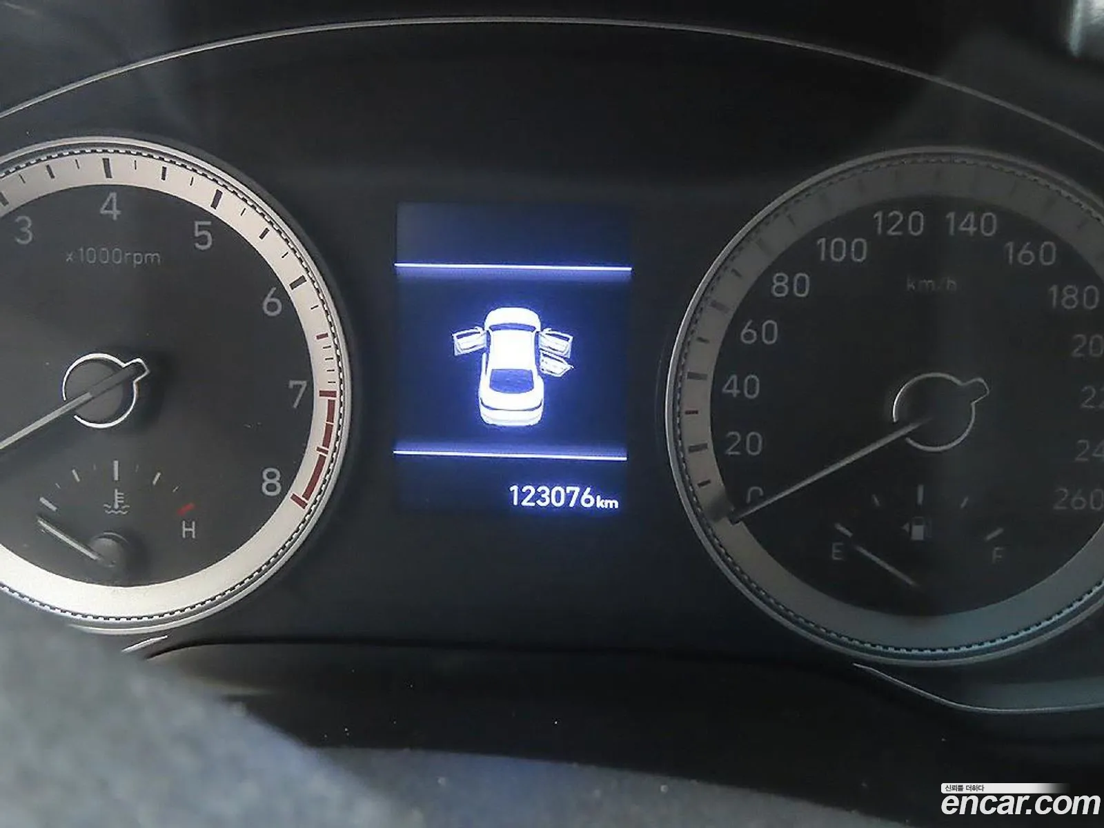 Hyundai Grandeur IG 2016 — 13