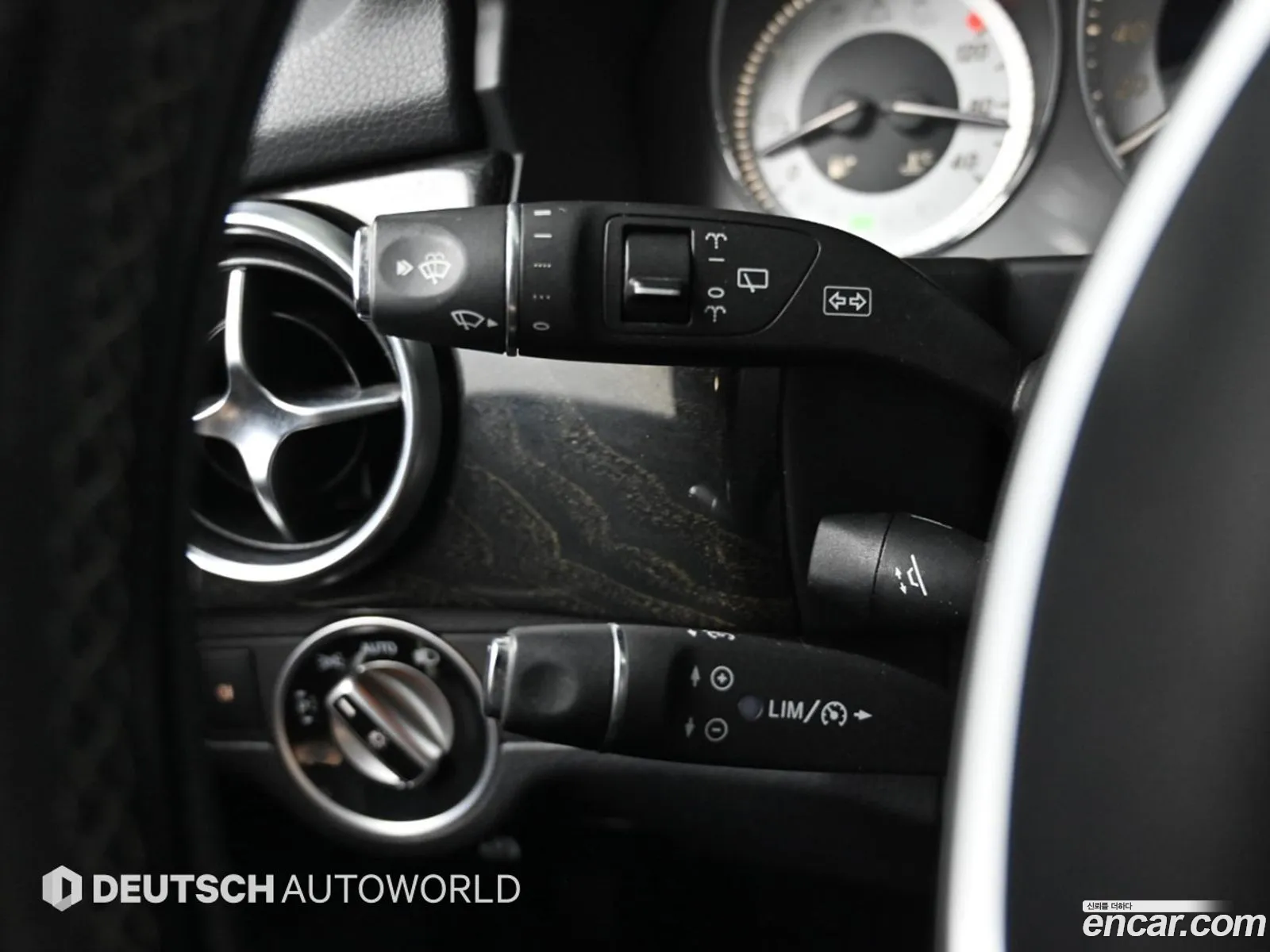Mercedes-Benz GLK-Class X204 2015 — 14