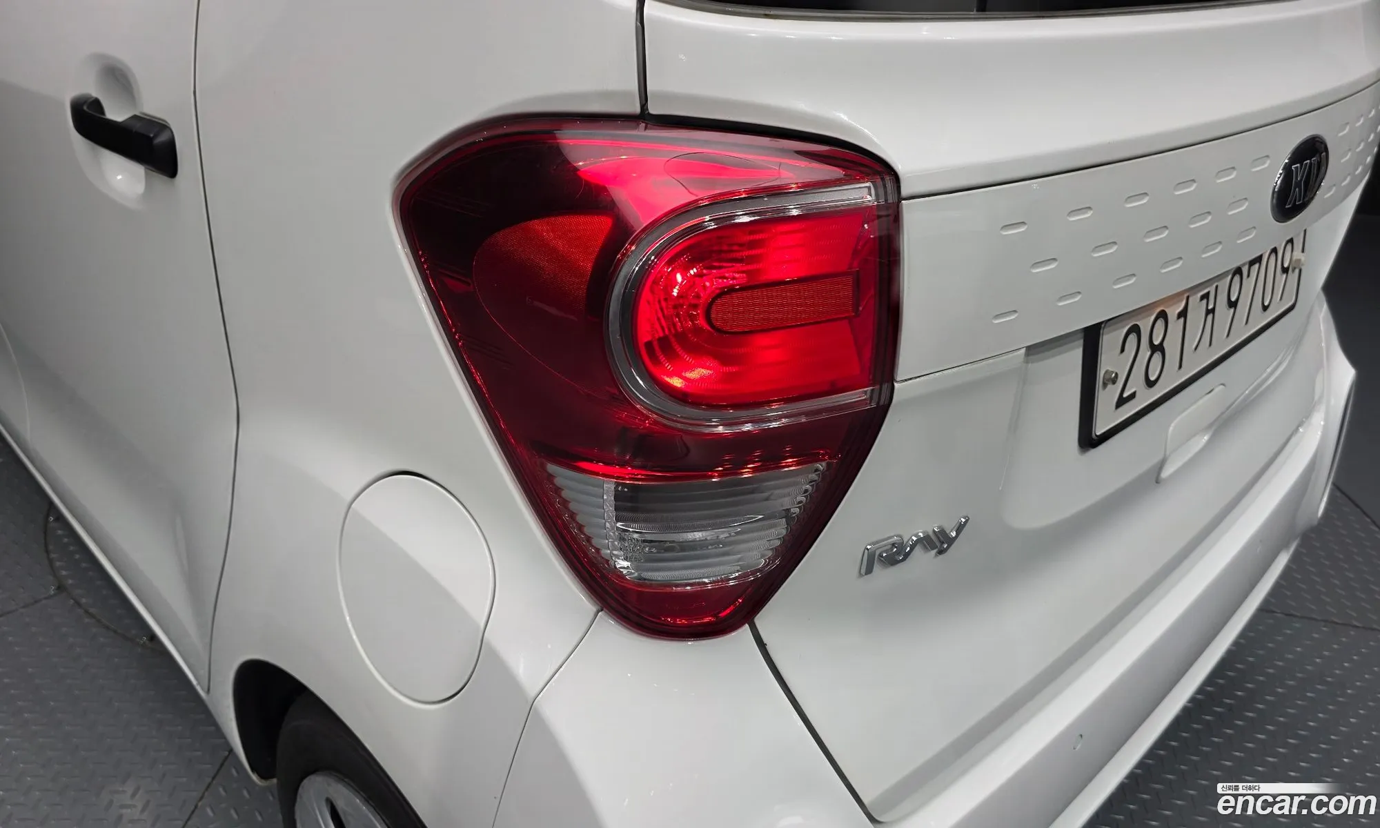 Kia Ray 2019 KNACF911BKT223028 — 19