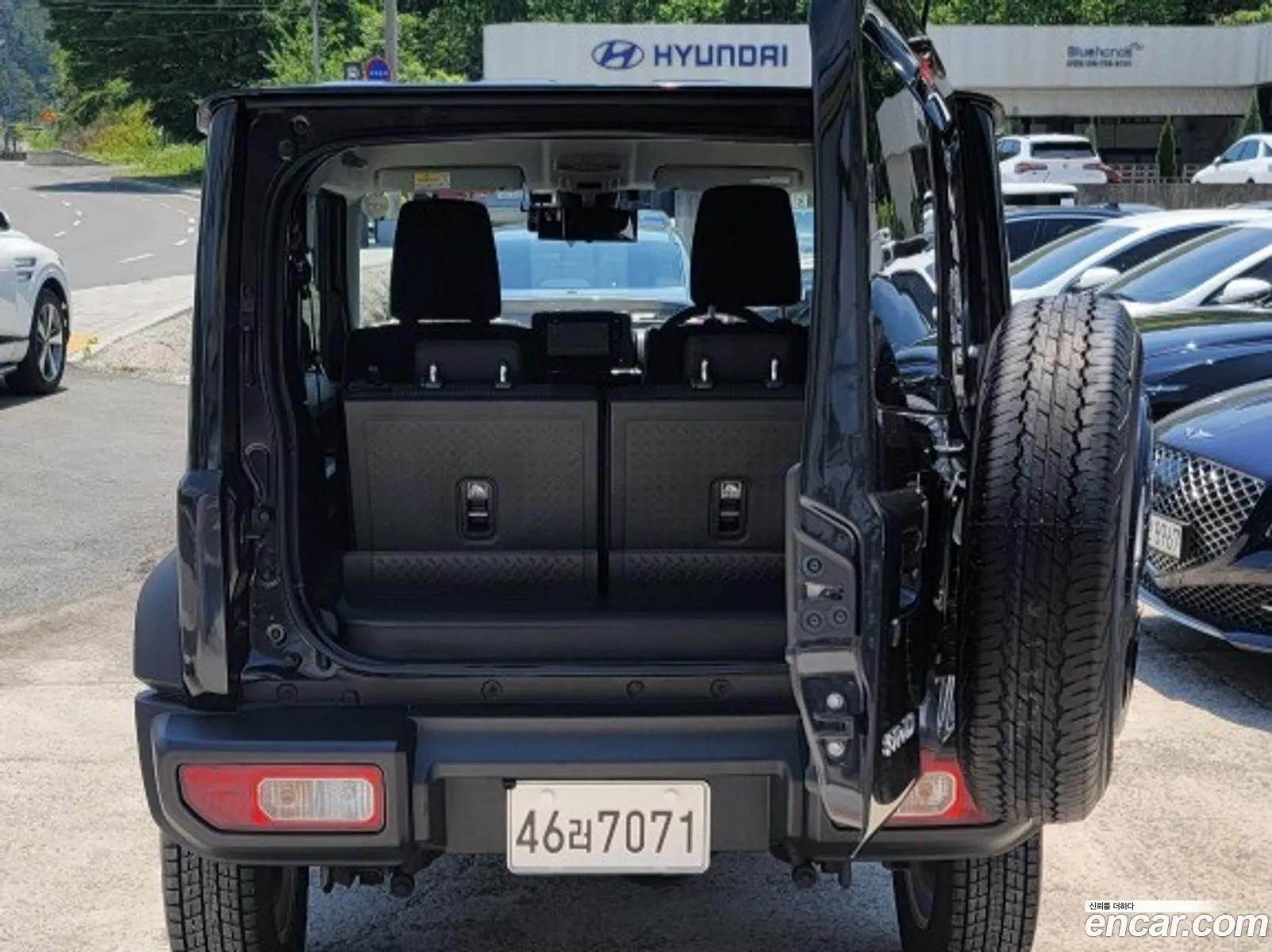 Suzuki Jimny 2023 — 19