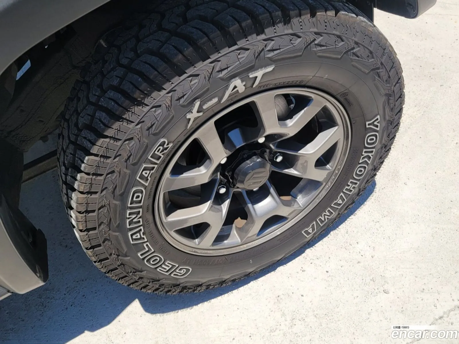 Suzuki Jimny 2023 — 10
