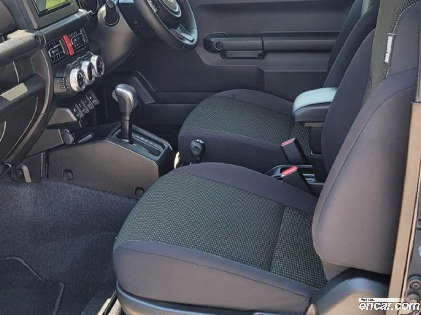 Suzuki Jimny 2023 — 12
