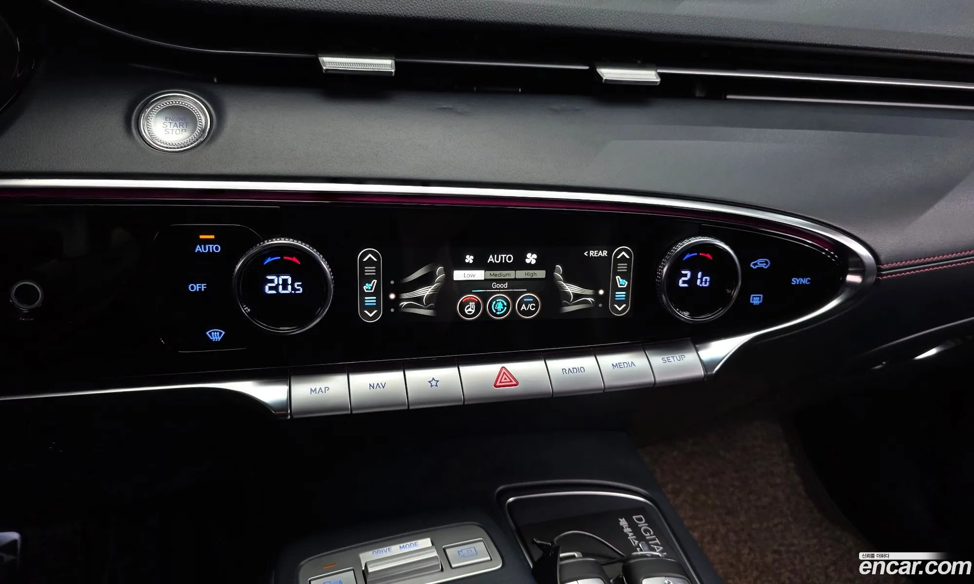Genesis GV70 2022 — 9