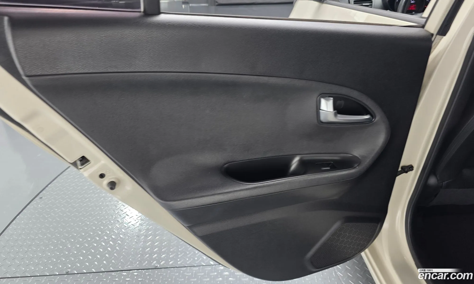 Kia Morning 2011 — 7