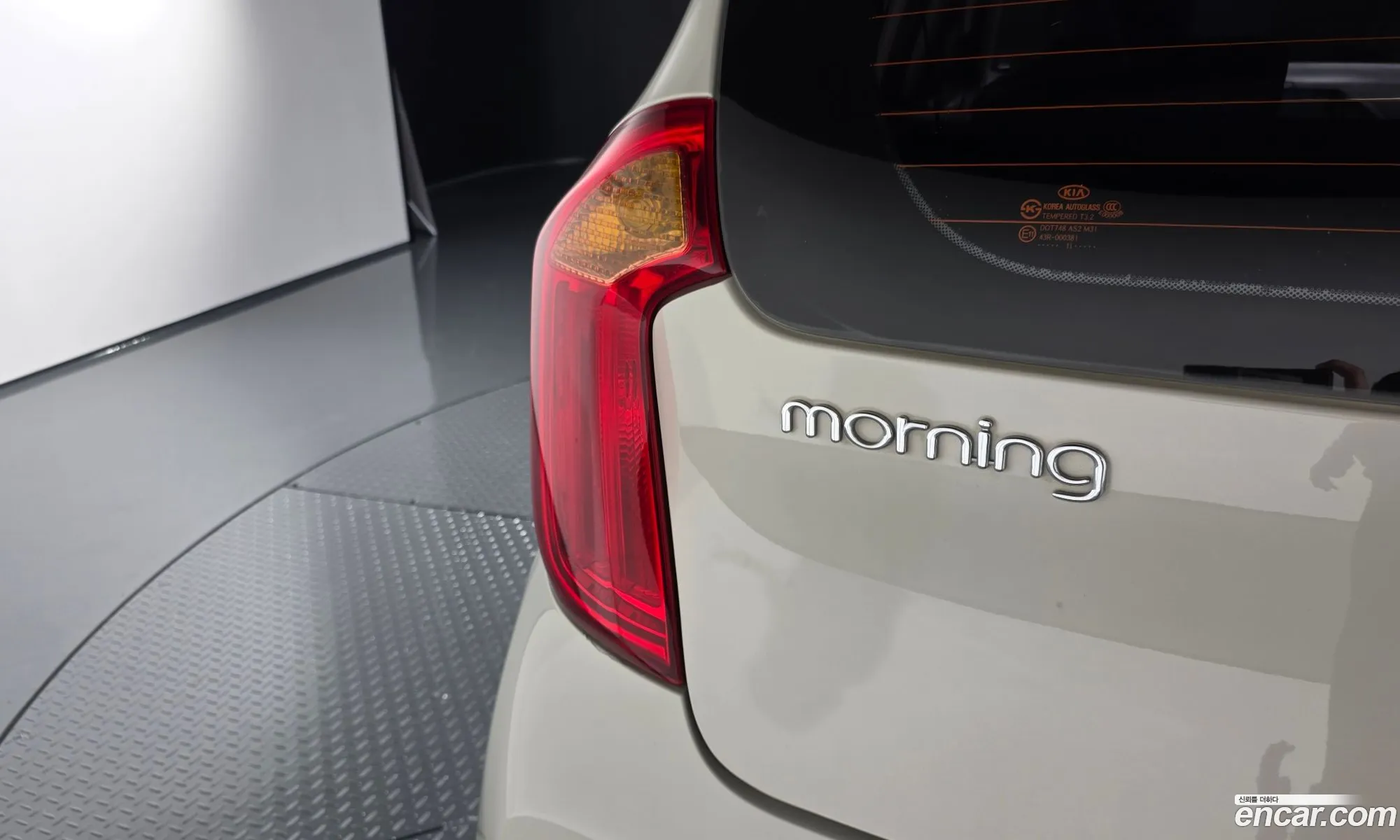 Kia Morning 2011 — 21
