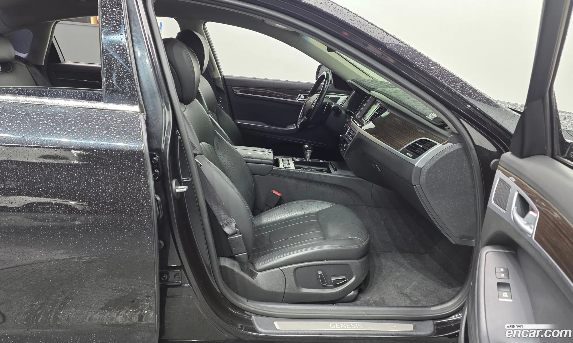 Genesis G80 2018 KMHGL412DJU286867 — 10