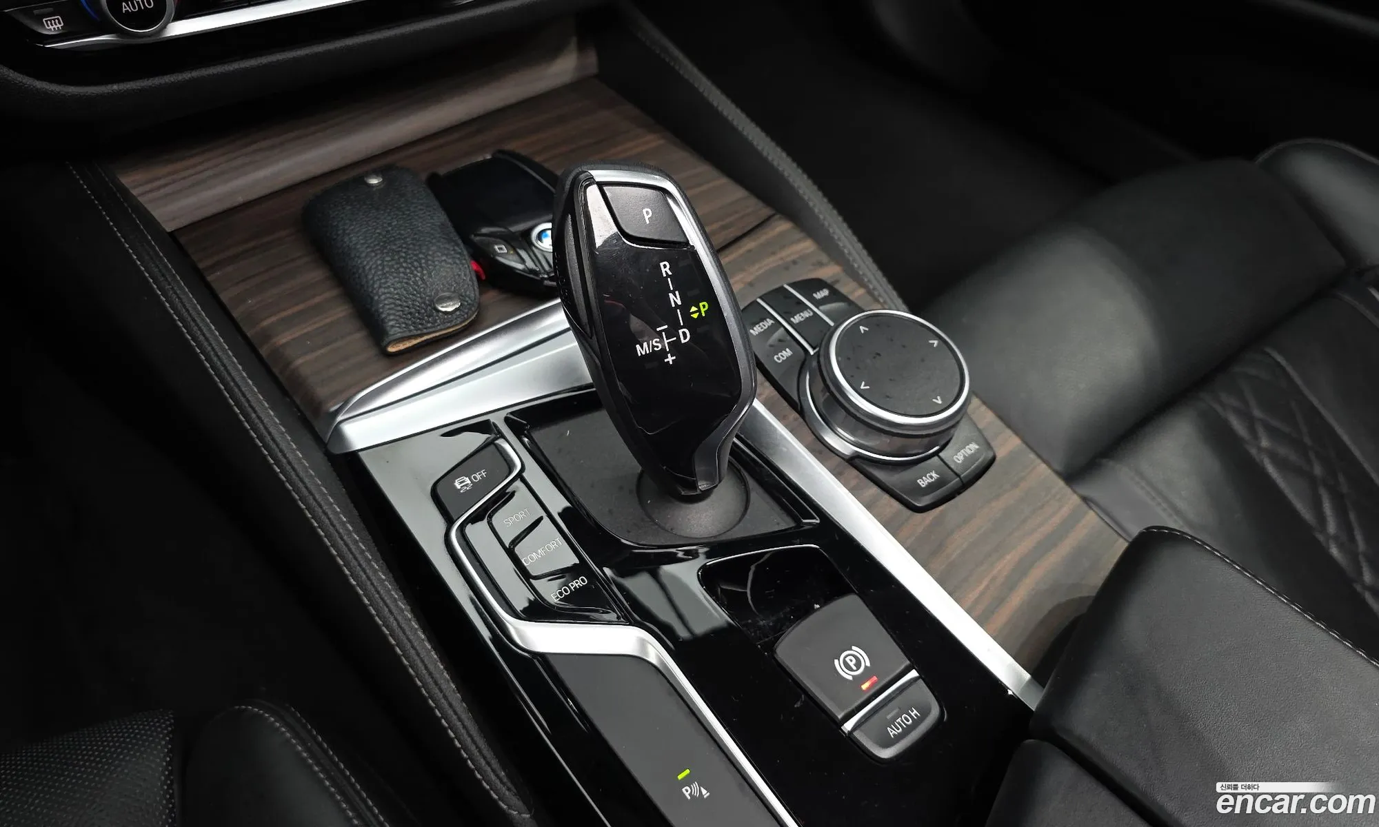 BMW 5 Series 2019 WBAJF5104KWW05828 — 23