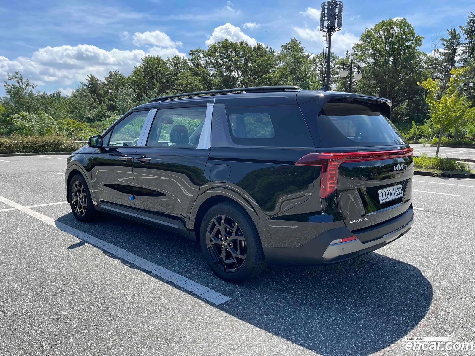Kia Carnival 2024 — 4