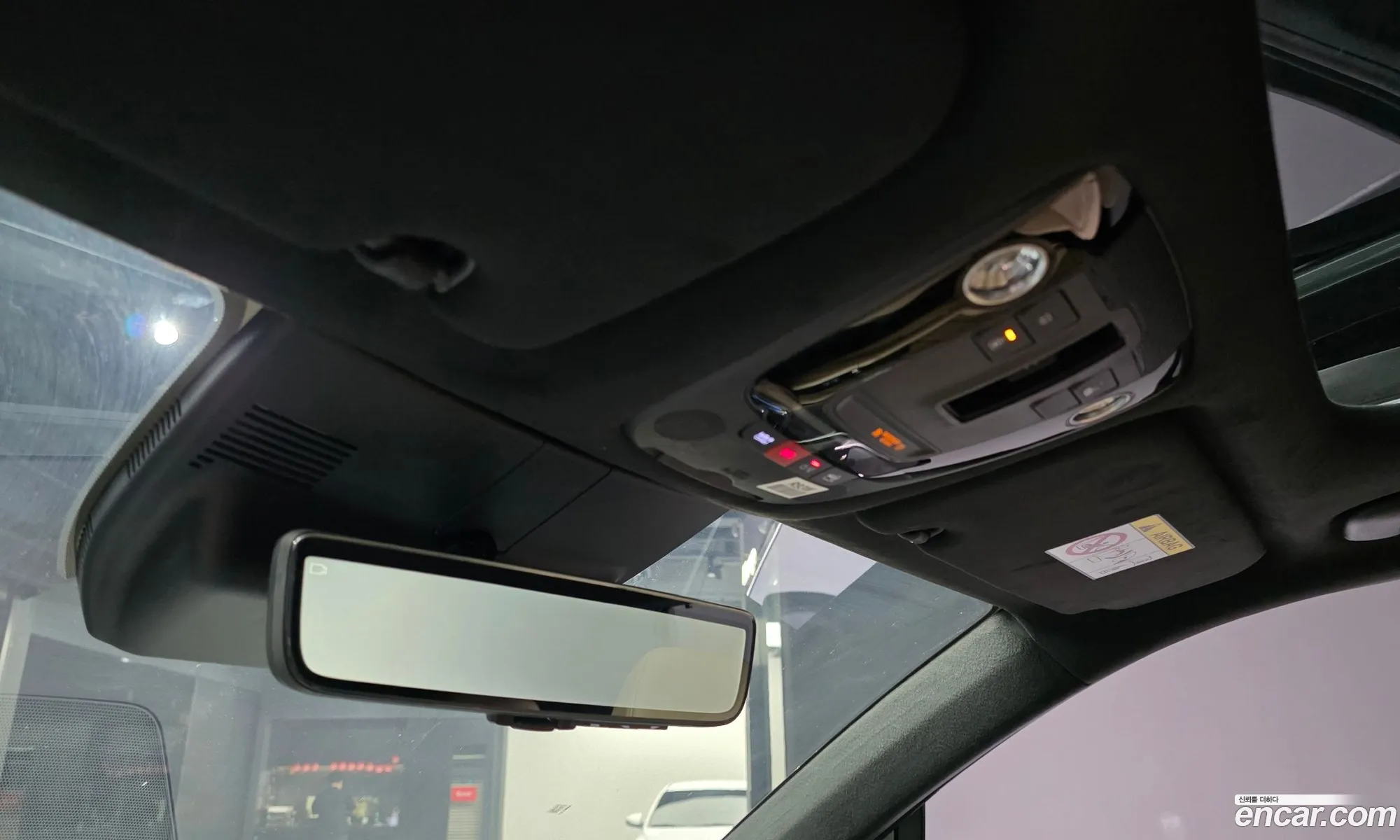 Kia Sorento 2025 KNARM81FHTA382583 — 5