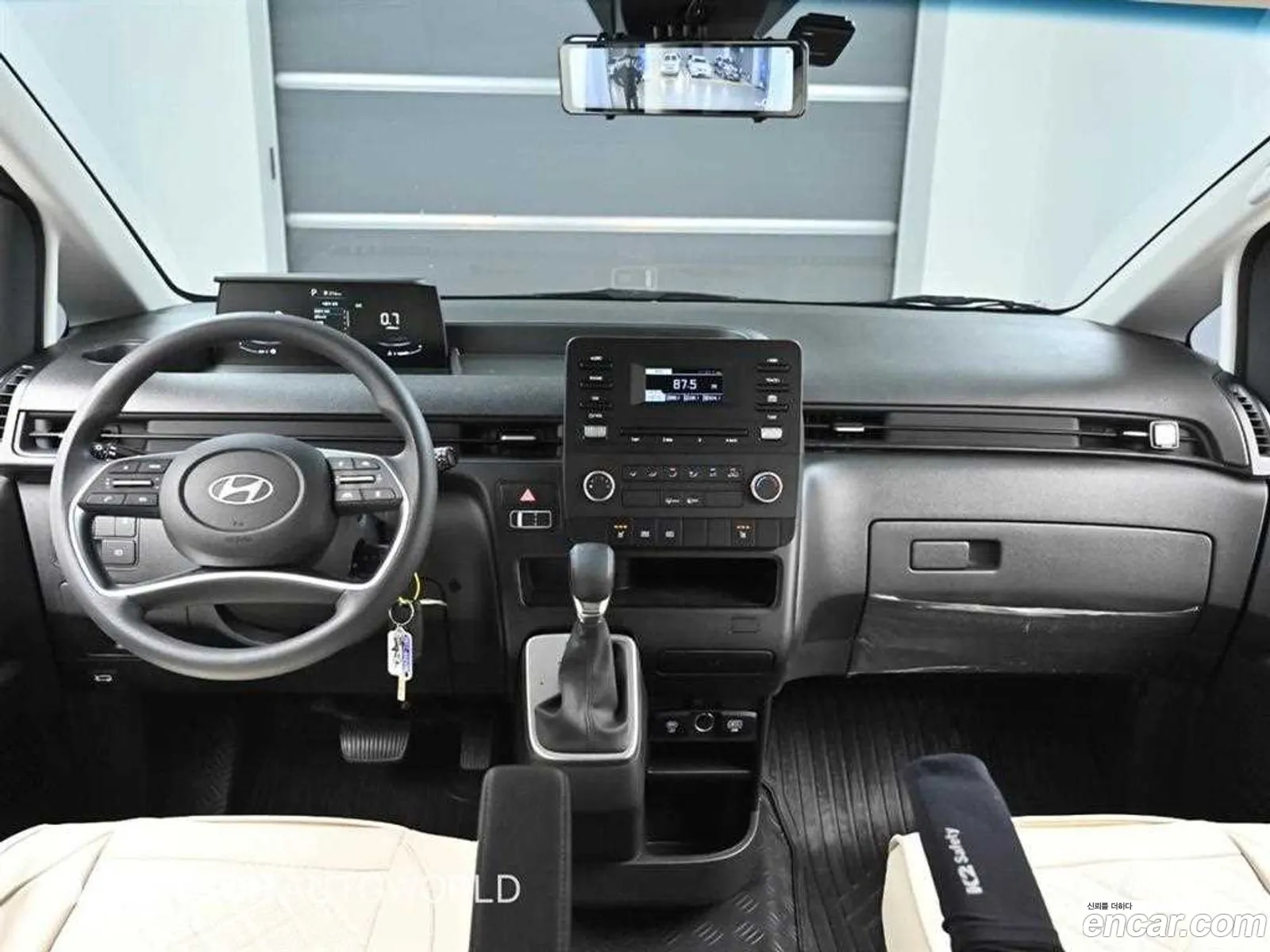 Hyundai Staria 2025 — 4