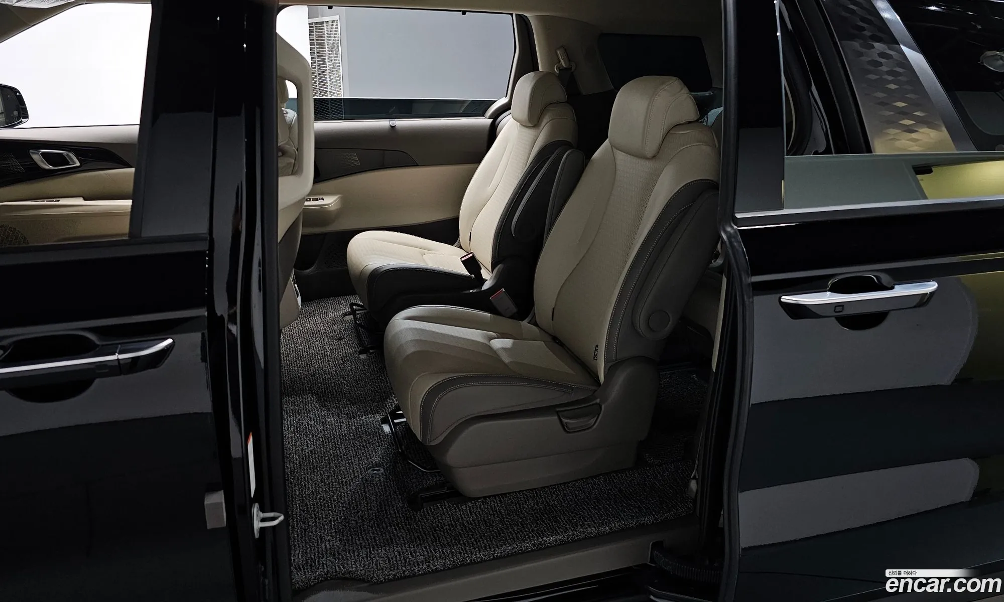 Kia Carnival 2024 — 34