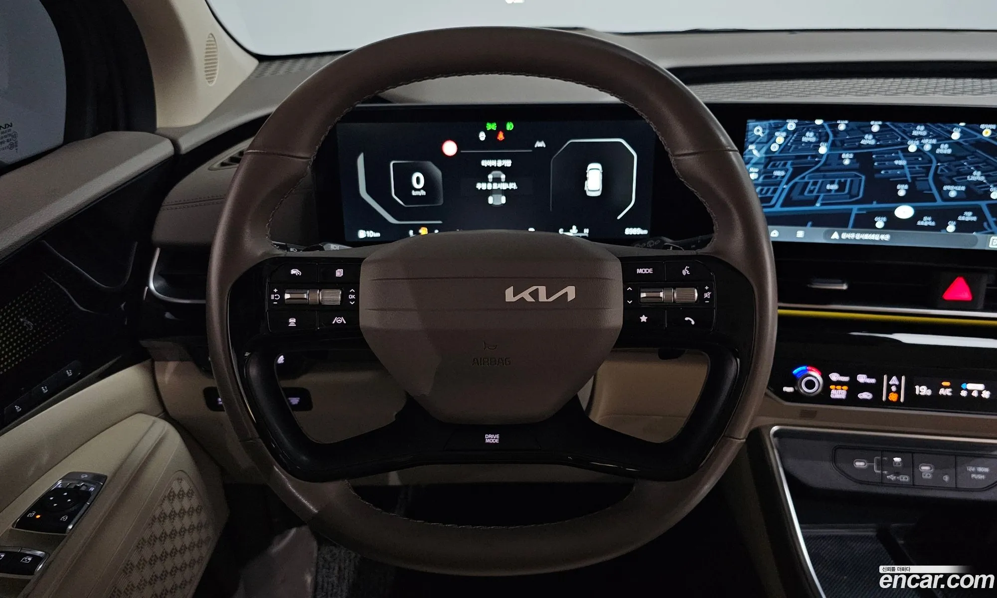 Kia Carnival 2024 — 36