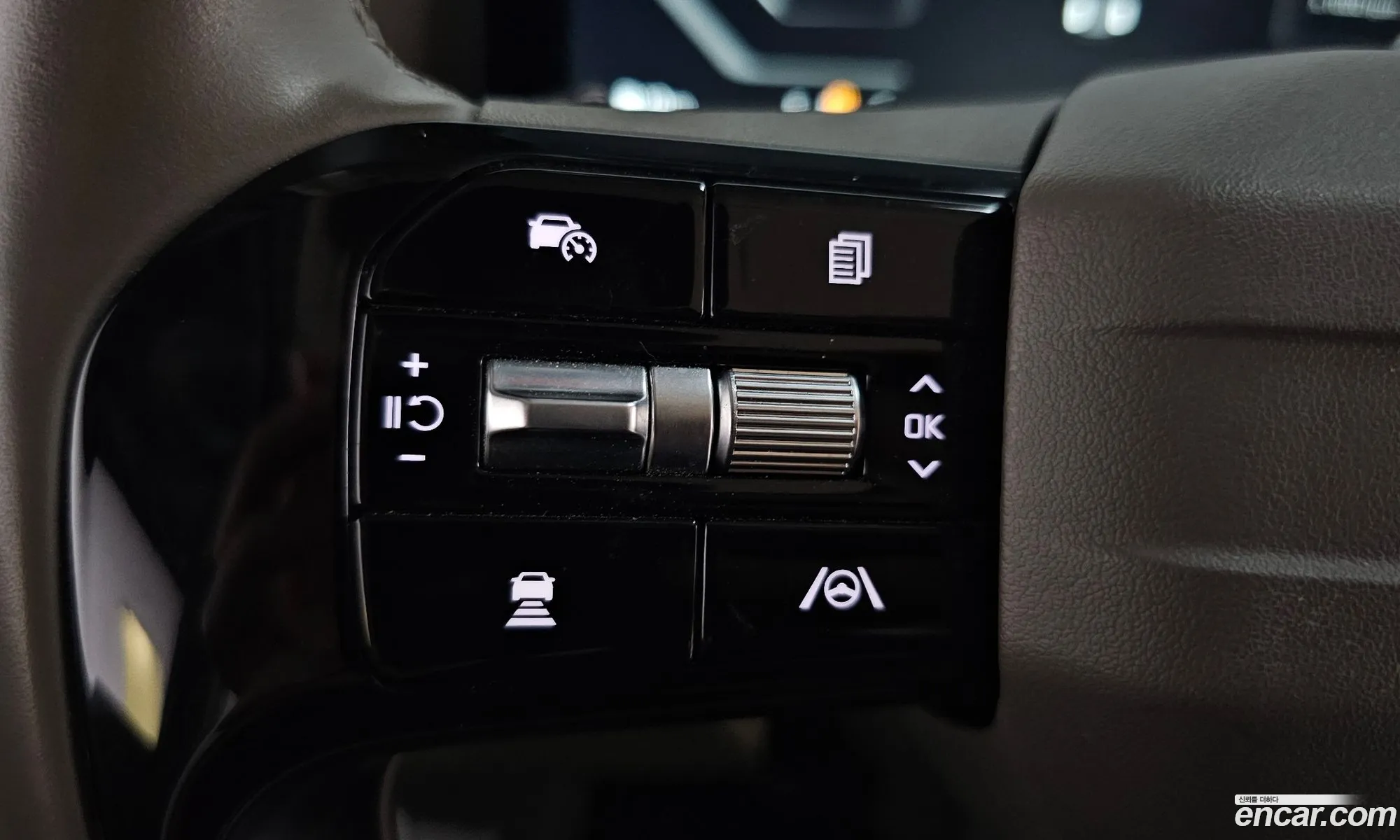 Kia Carnival 2024 — 35