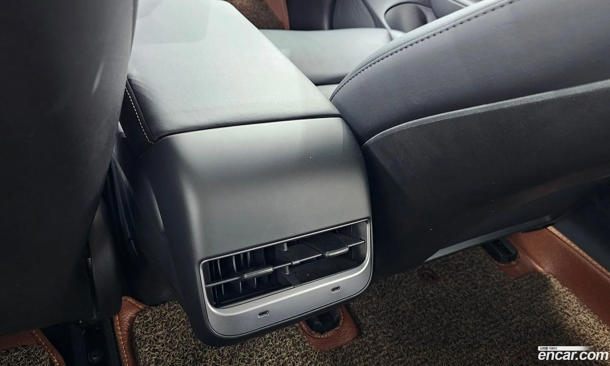 Tesla Model 3 2020 — 7