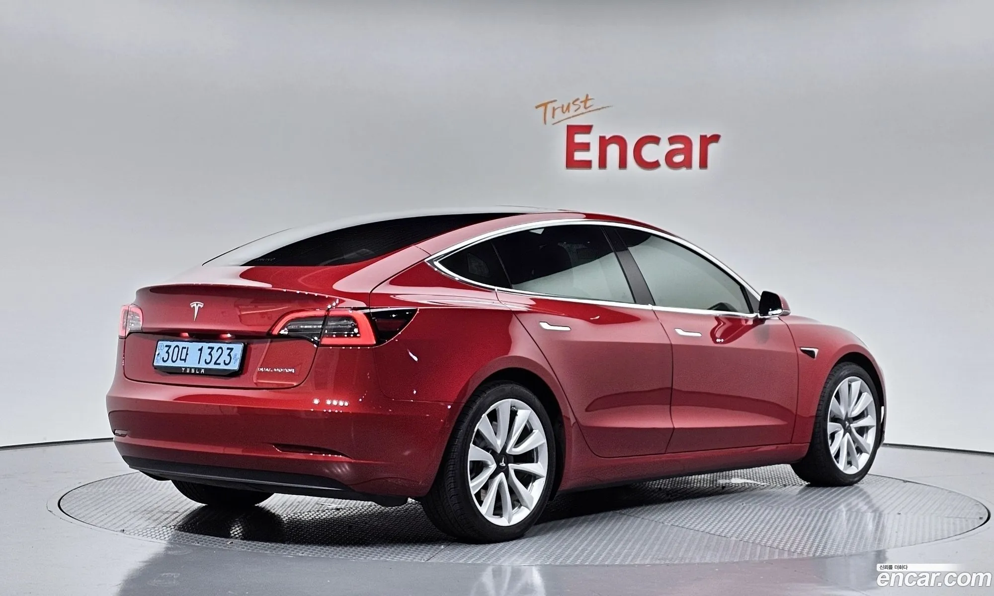 Tesla Model 3 2020 — 10
