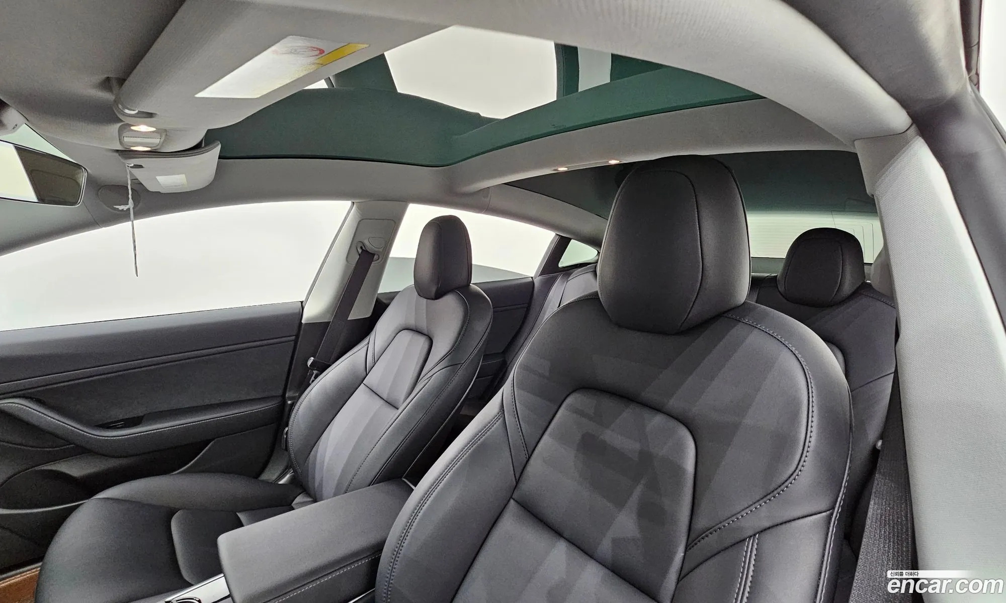 Tesla Model 3 2020 — 33