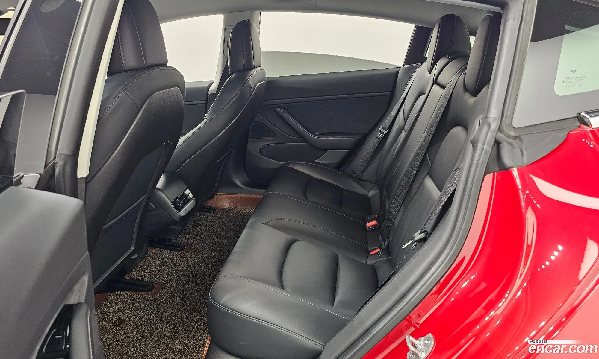 Tesla Model 3 2020 — 27