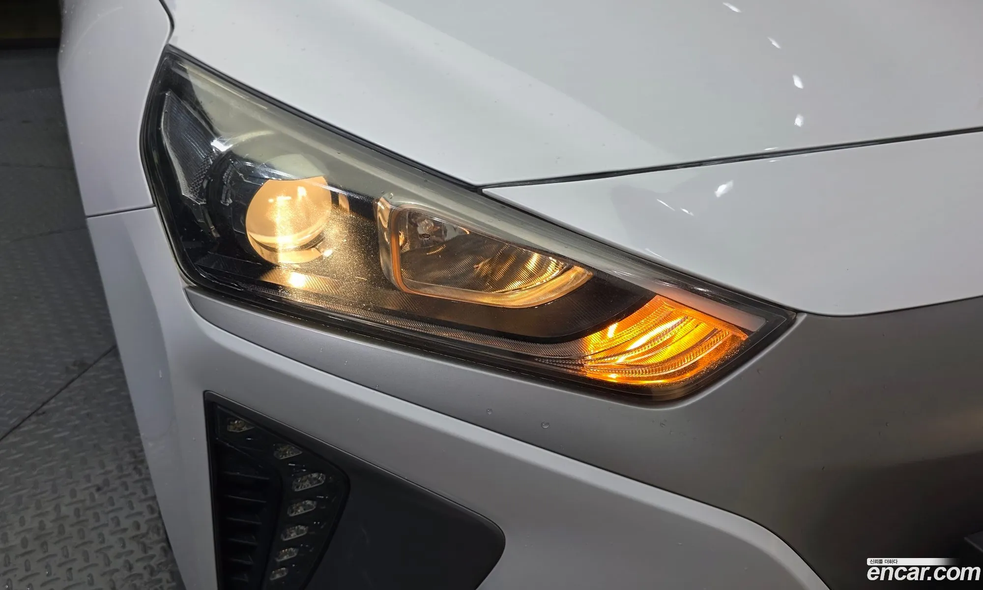 Hyundai Ioniq Electric 2018 — 9