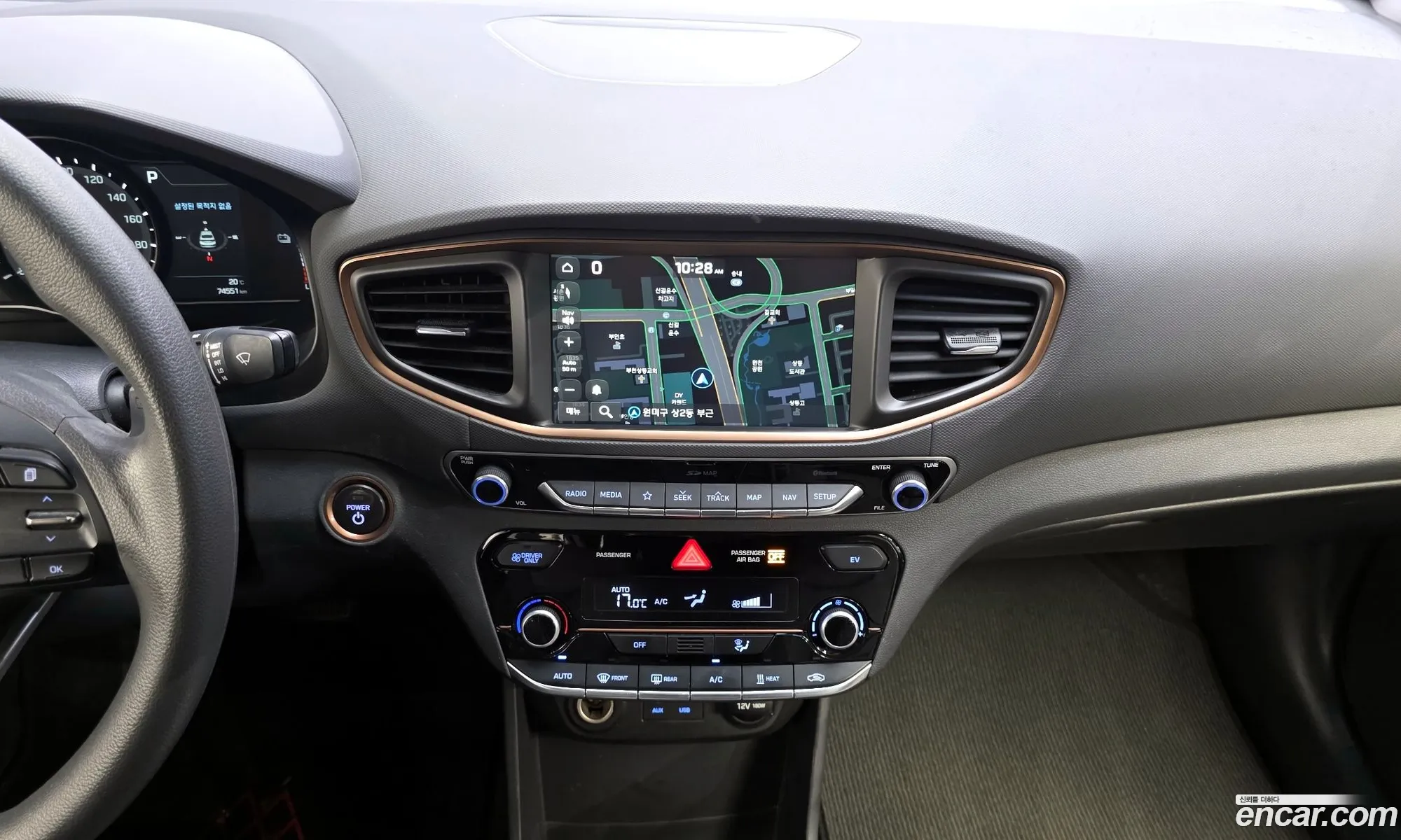 Hyundai Ioniq Electric 2018 — 25