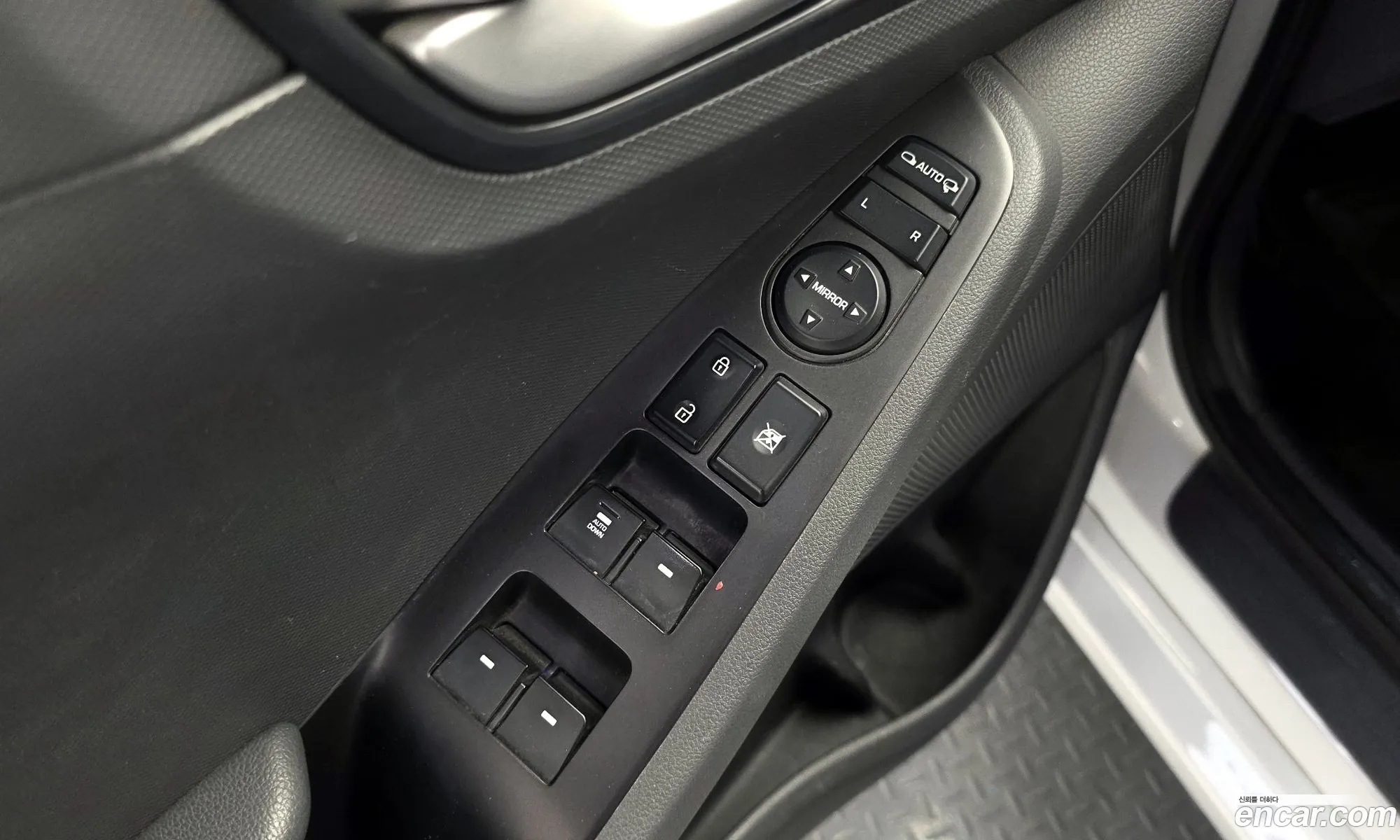 Hyundai Ioniq Electric 2018 — 7