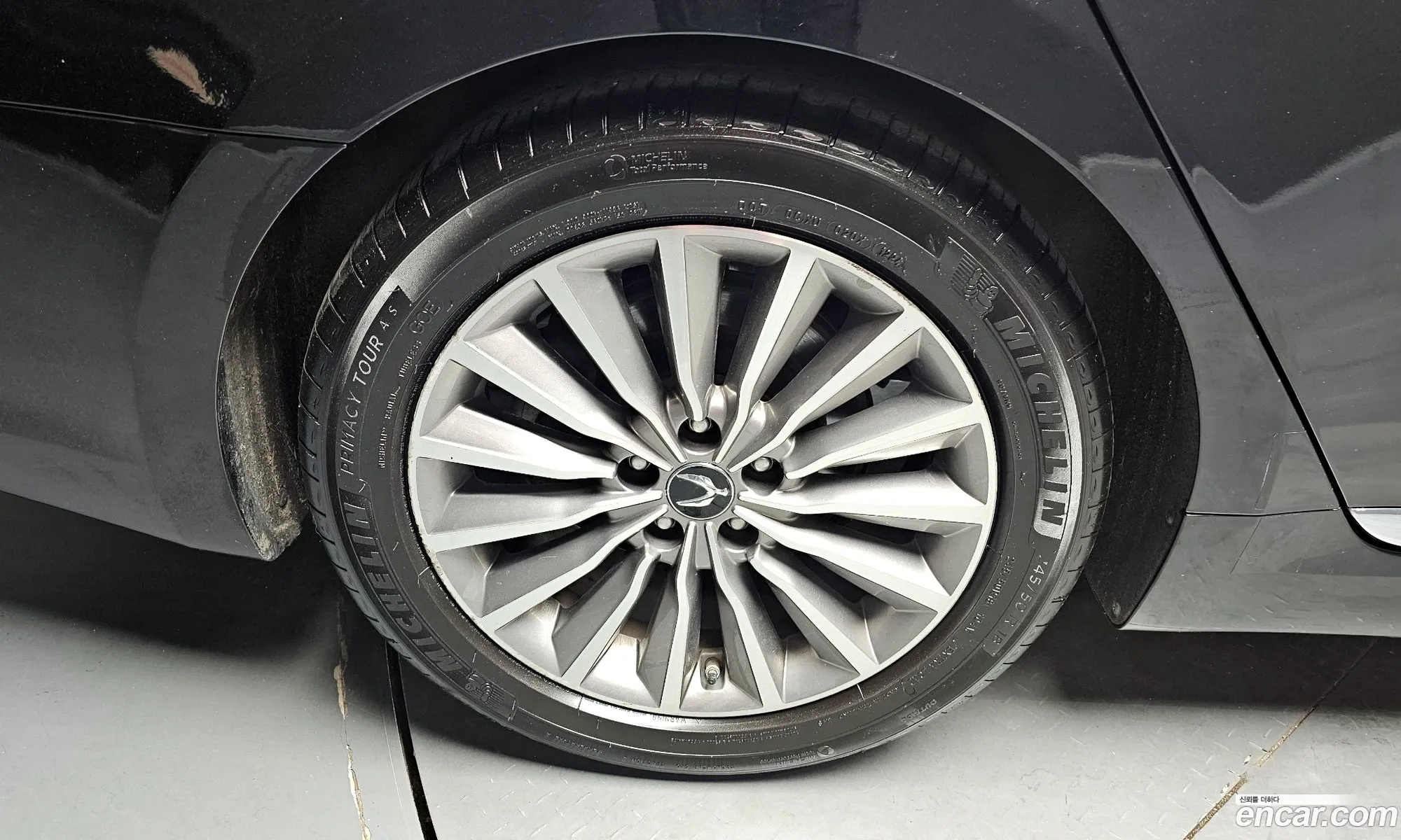 Hyundai Equus 2014 — 18