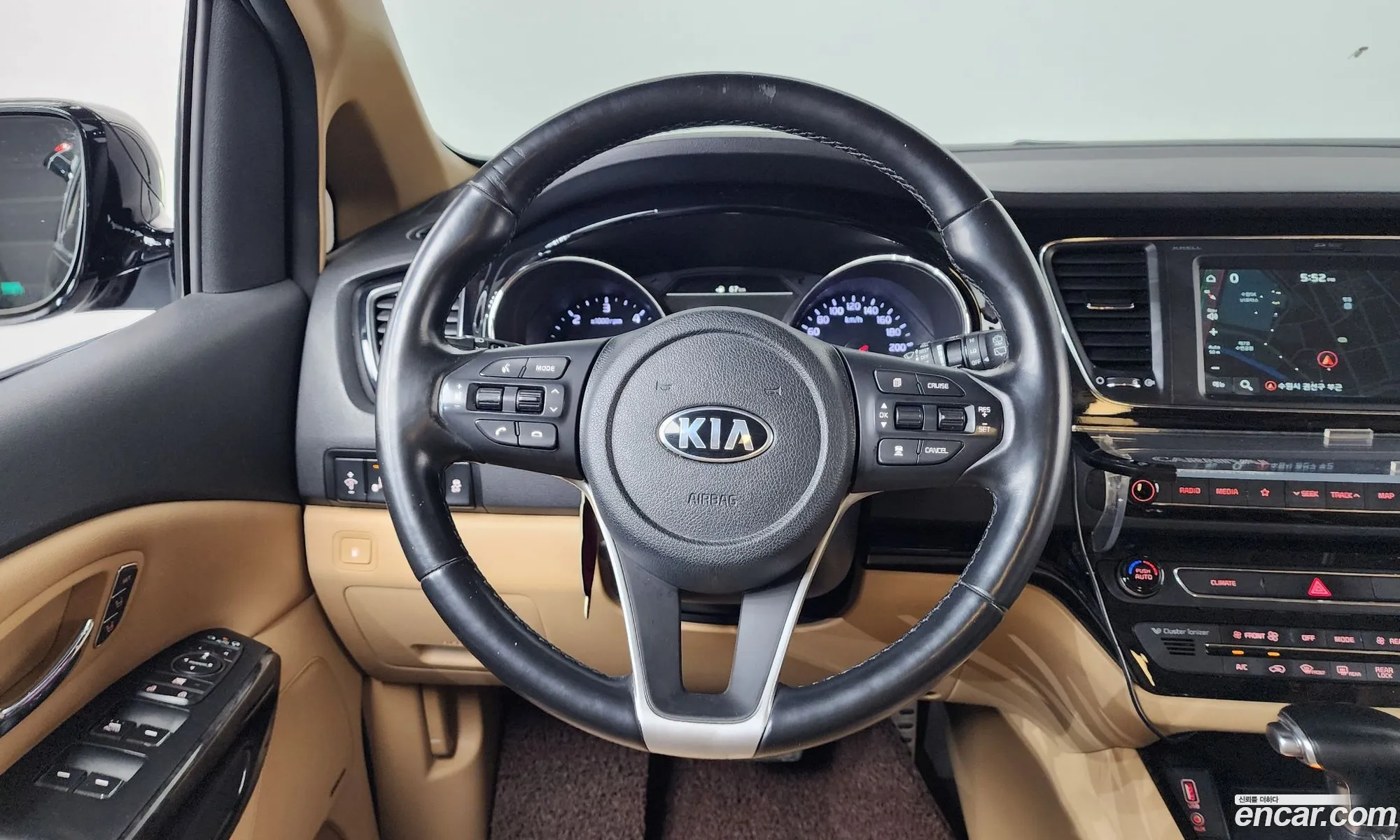 Kia Carnival 2018 — 18